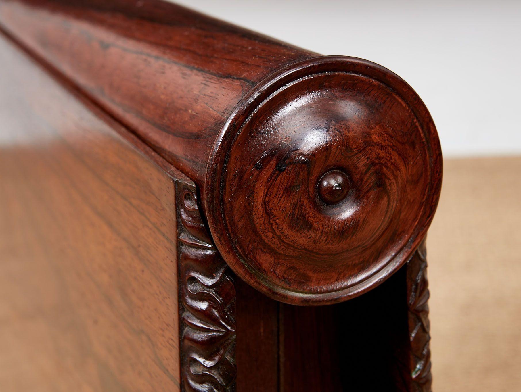 Travail du bois Table Sunderland en bois de rose en vente
