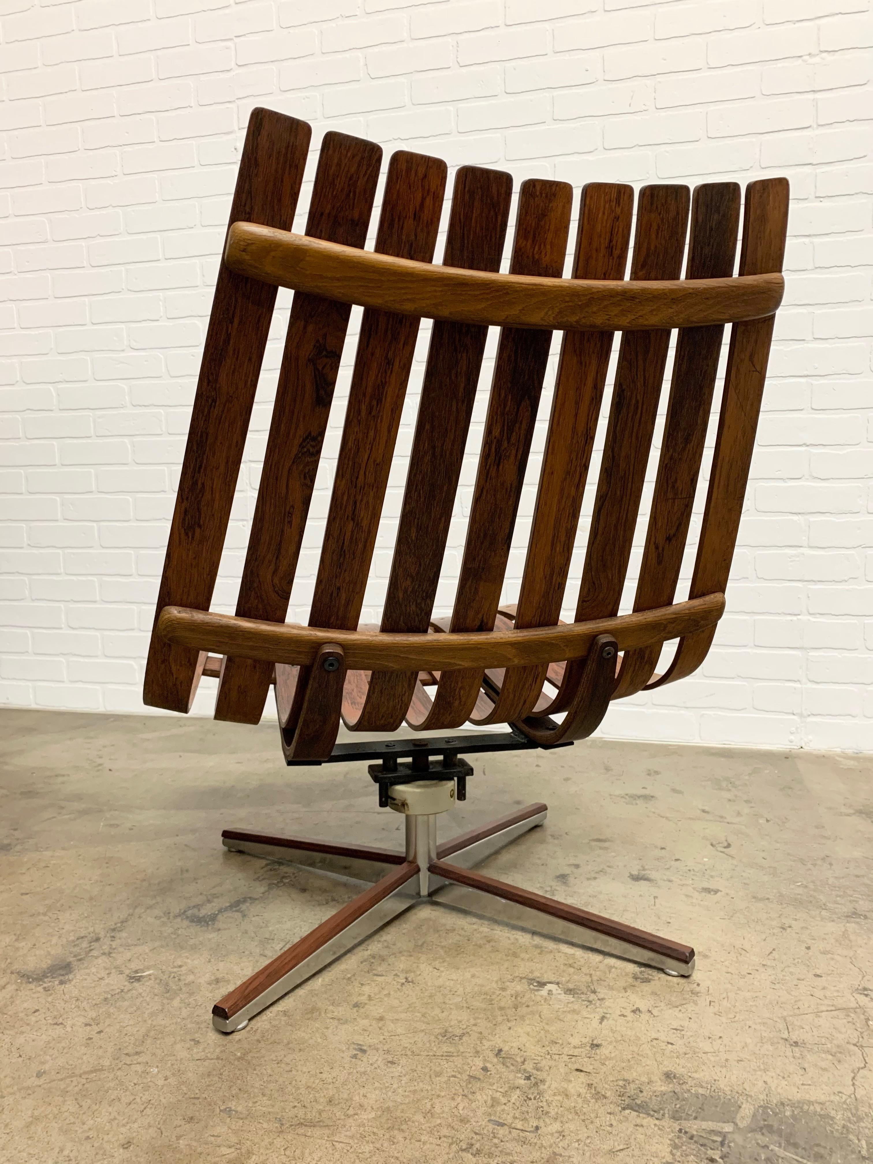 20th Century Rosewood Swivel Lounge Chair by Hans Brattrud for Georg Eknes,