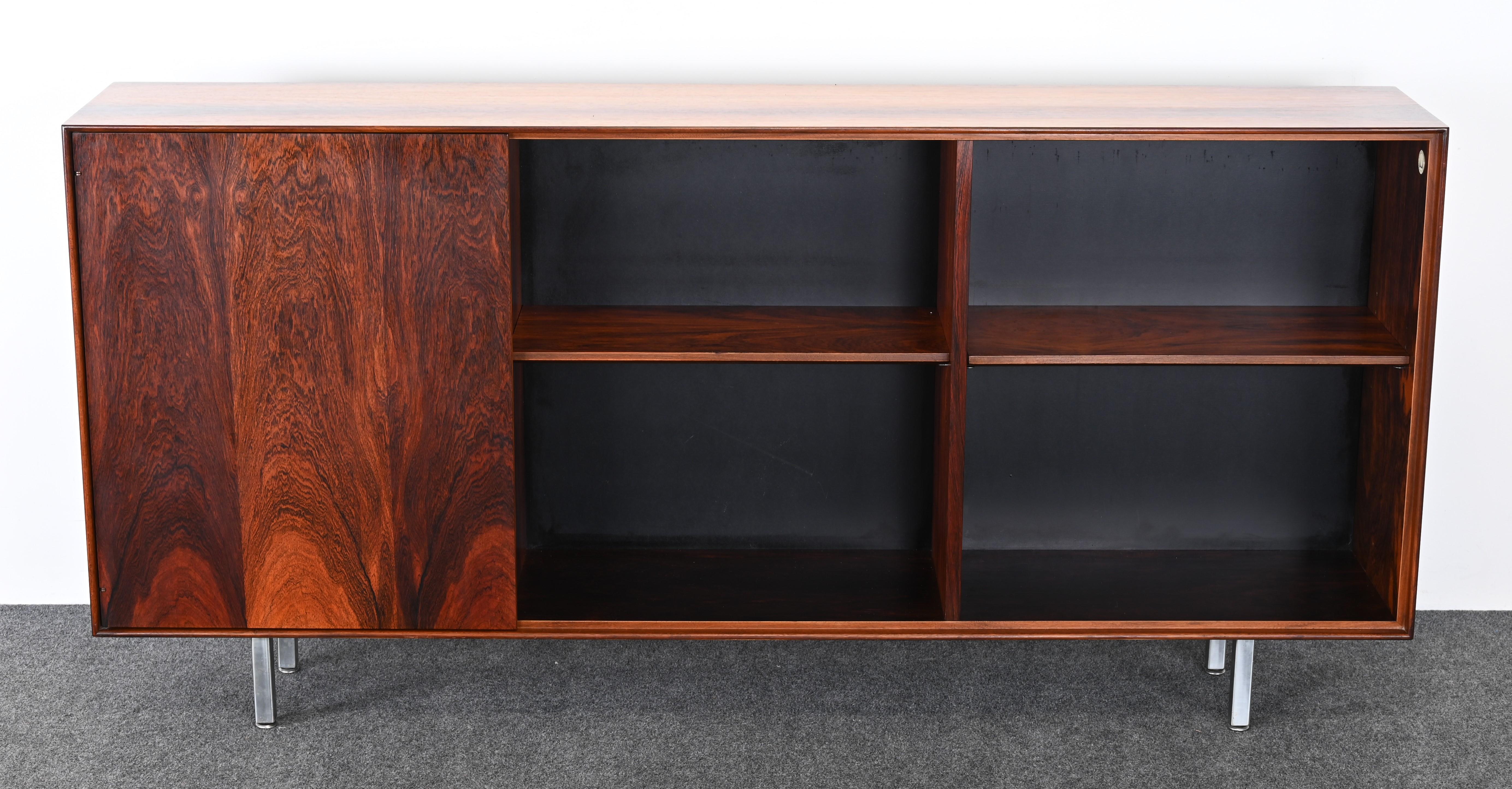 Rosewood Thin Edge Bookshelf by George Nelson for Herman Miller, 1950s In Good Condition For Sale In Hamburg, PA