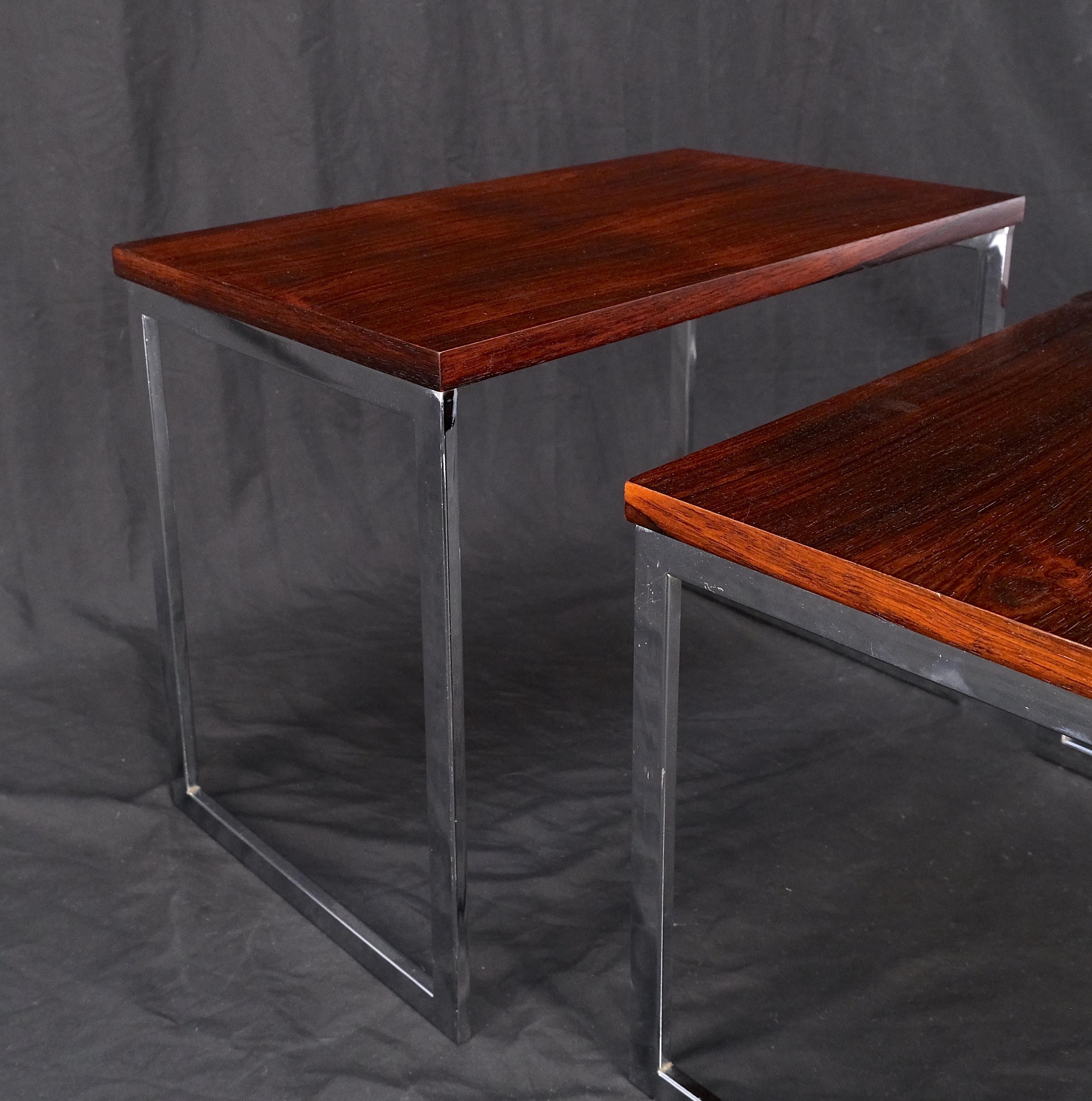 Lacquered Rosewood Tops Chrome Base Mid Century Modern Set of 3 Nesting Side End Tables For Sale