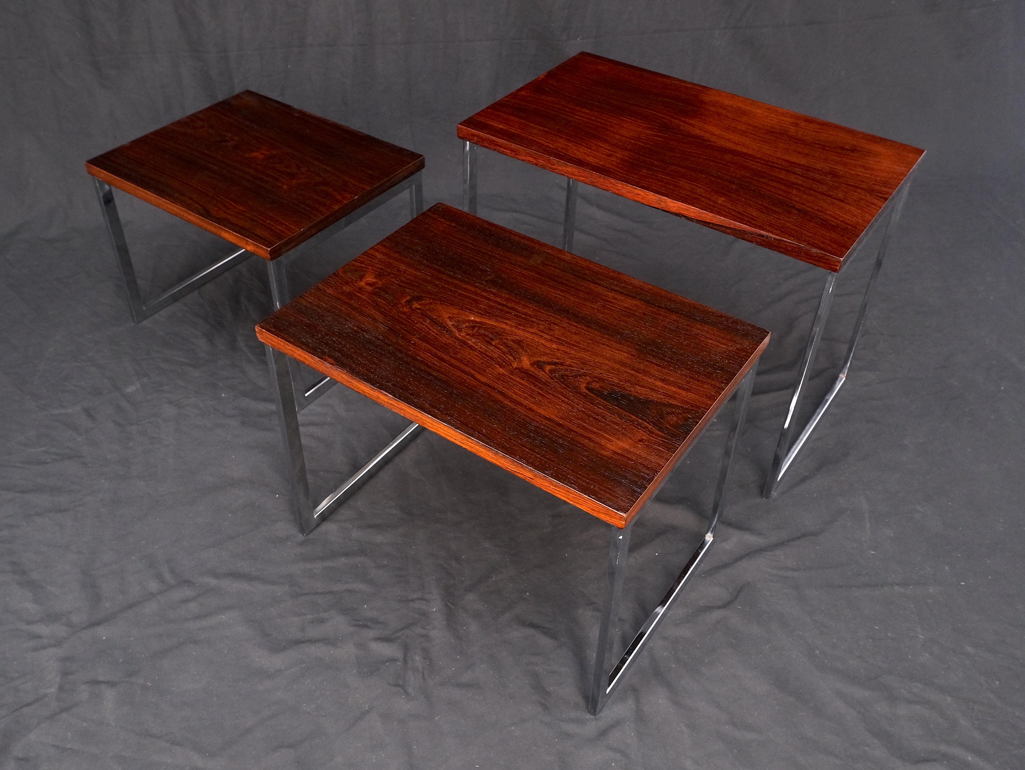 20th Century Rosewood Tops Chrome Base Mid Century Modern Set of 3 Nesting Side End Tables For Sale