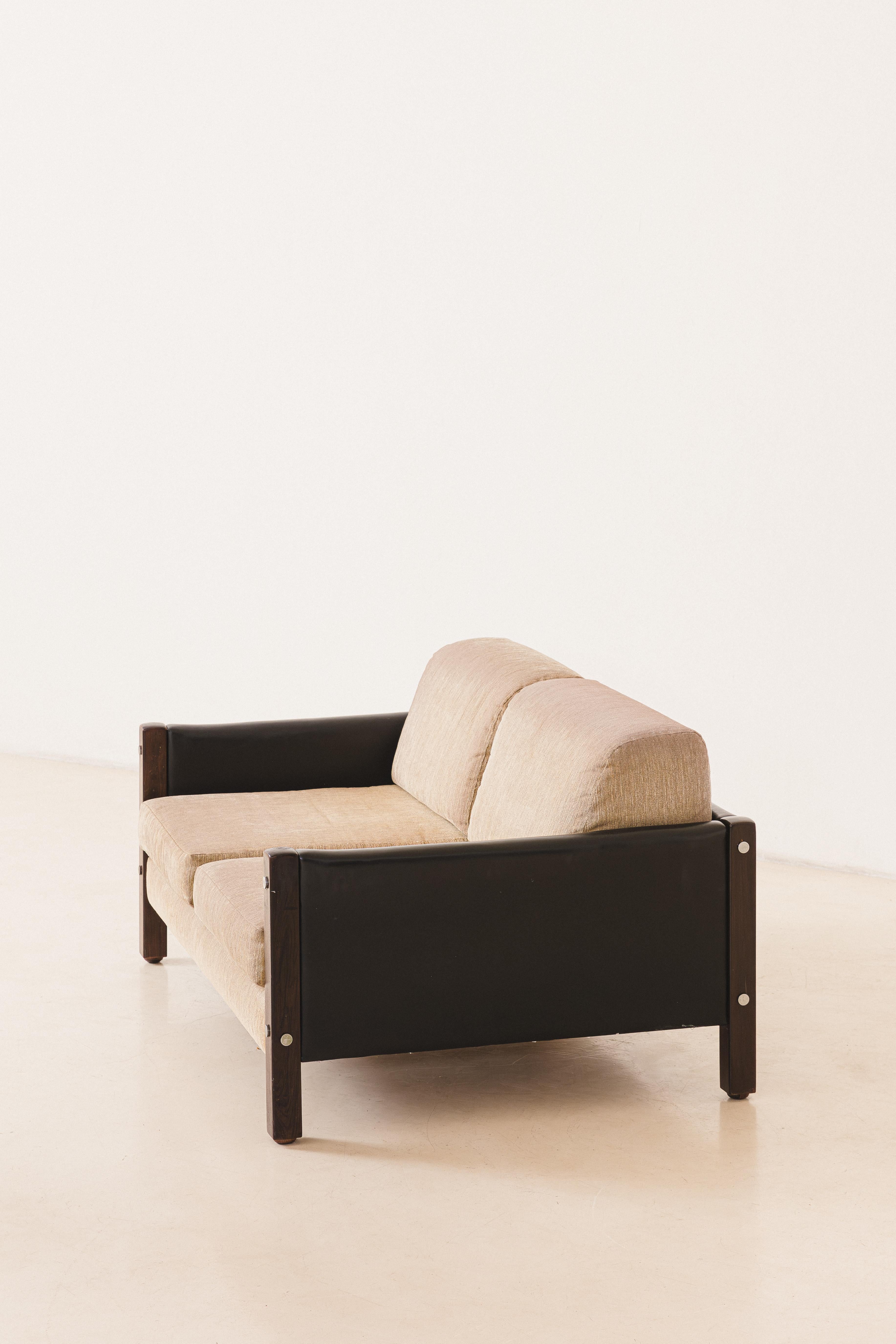 Zweisitzer-Sofa aus Palisanderholz, Sergio Rodrigues, Modernes Design, Brasilien, 1960er Jahre (Metall) im Angebot