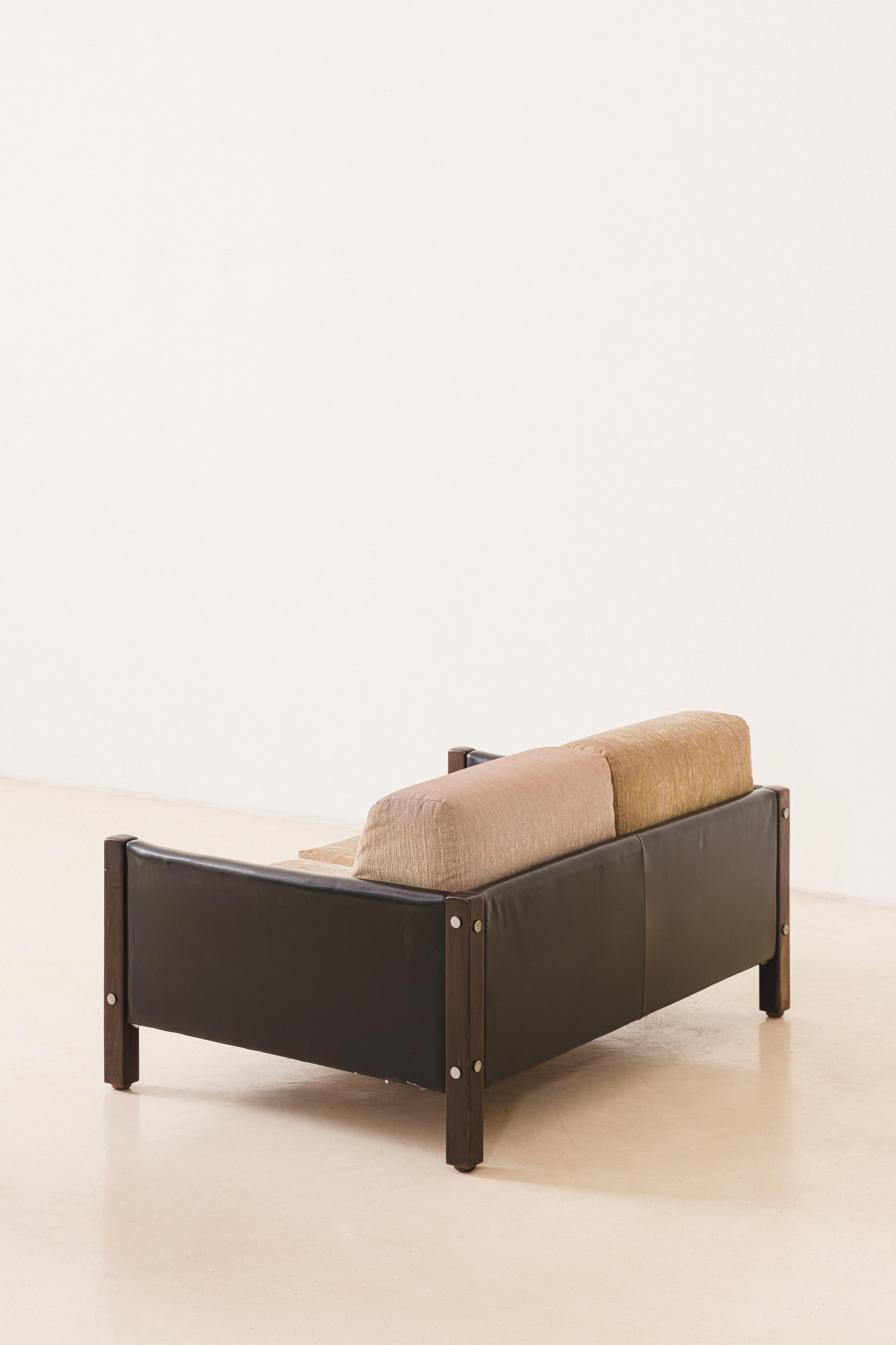 Rosewood Two-Seat Millor Sofa, Sergio Rodrigues Modern Design, Brazil, 1960s For Sale 1