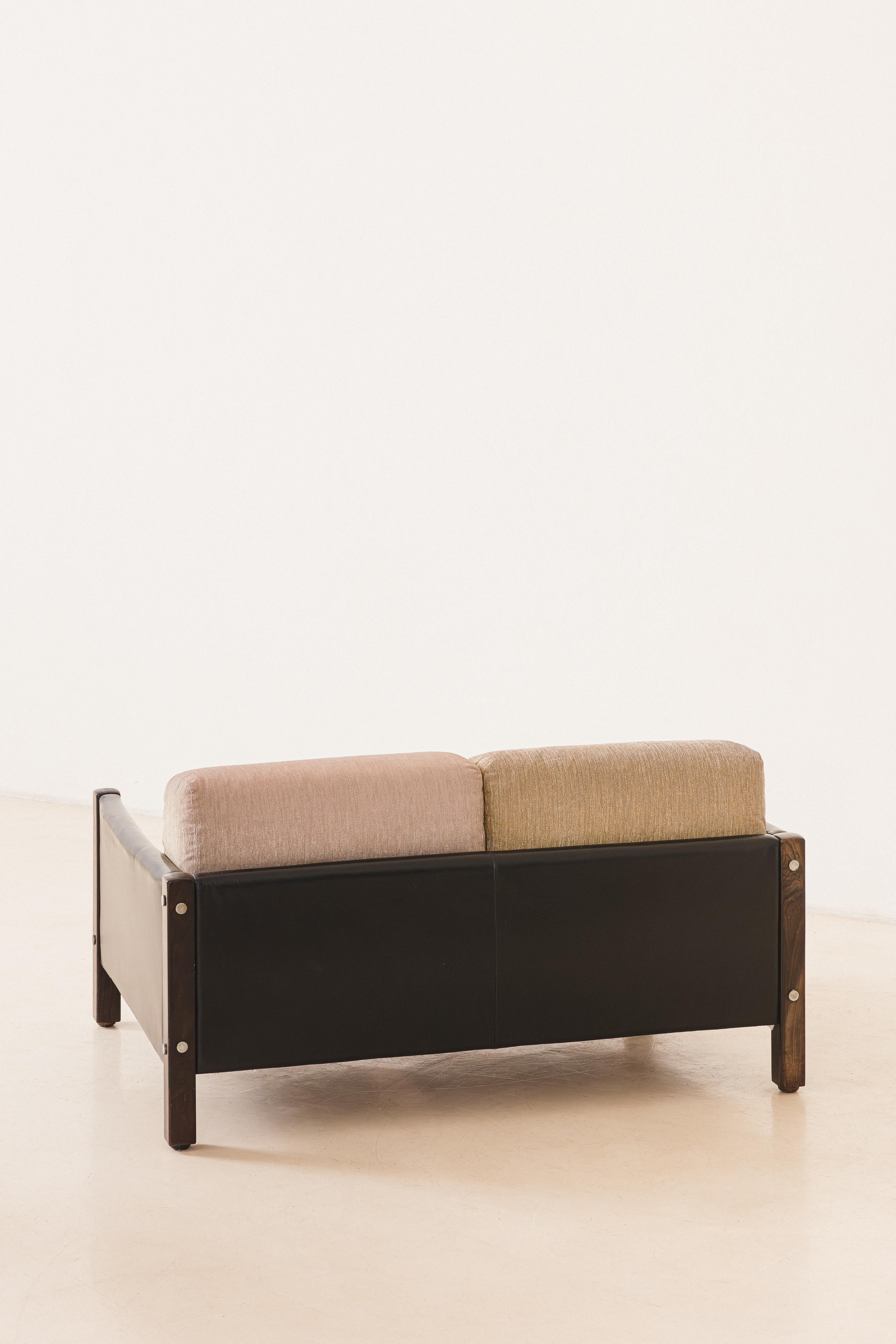 Rosewood Two-Seat Millor Sofa, Sergio Rodrigues Modern Design, Brazil, 1960s For Sale 2