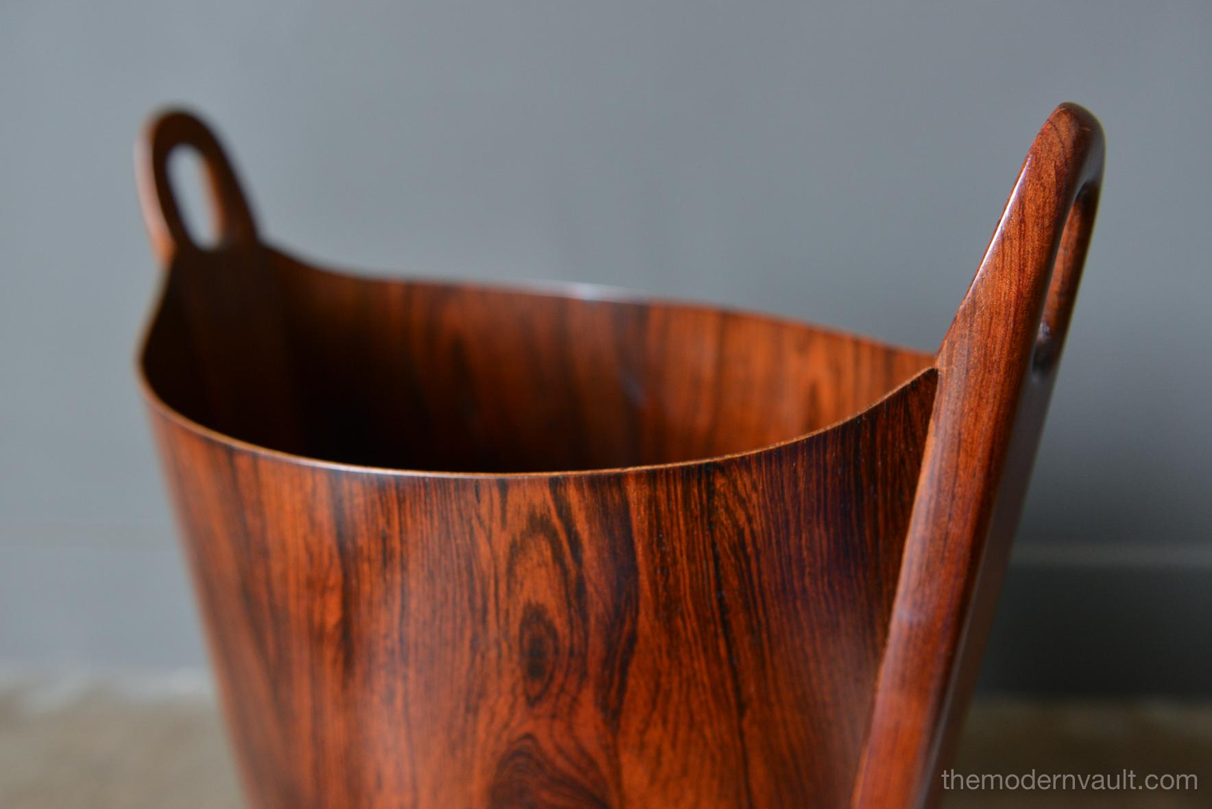 Rosewood Wastebasket by Einar Barnes for P.S. Heggen, circa 1965 In Excellent Condition In Costa Mesa, CA