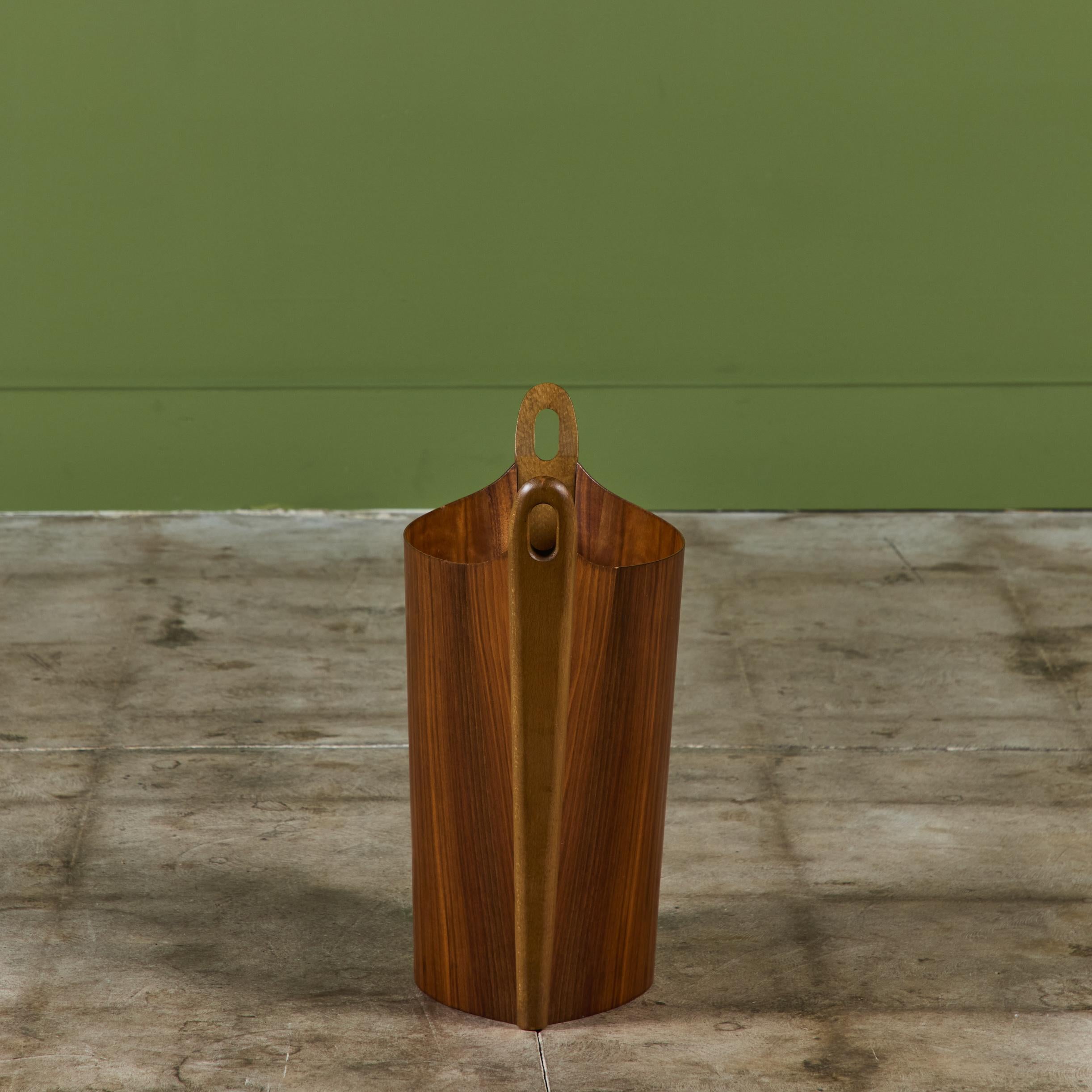 Wastebasket de bois de rose d' Einar Barnes pour P.S. Heggen Bon état à Los Angeles, CA