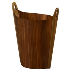 Wastebasket de bois de rose d' Einar Barnes pour P.S. Heggen