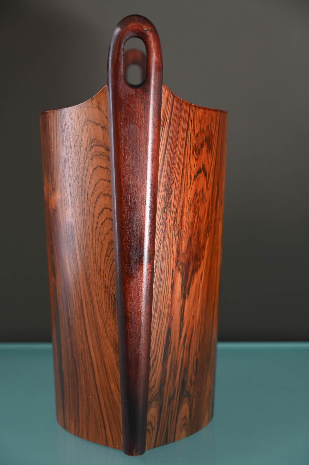 Scandinavian Modern Rosewood Wastebasket by Eniar Barnes for P.S. Heggen Norway, ca. 1960