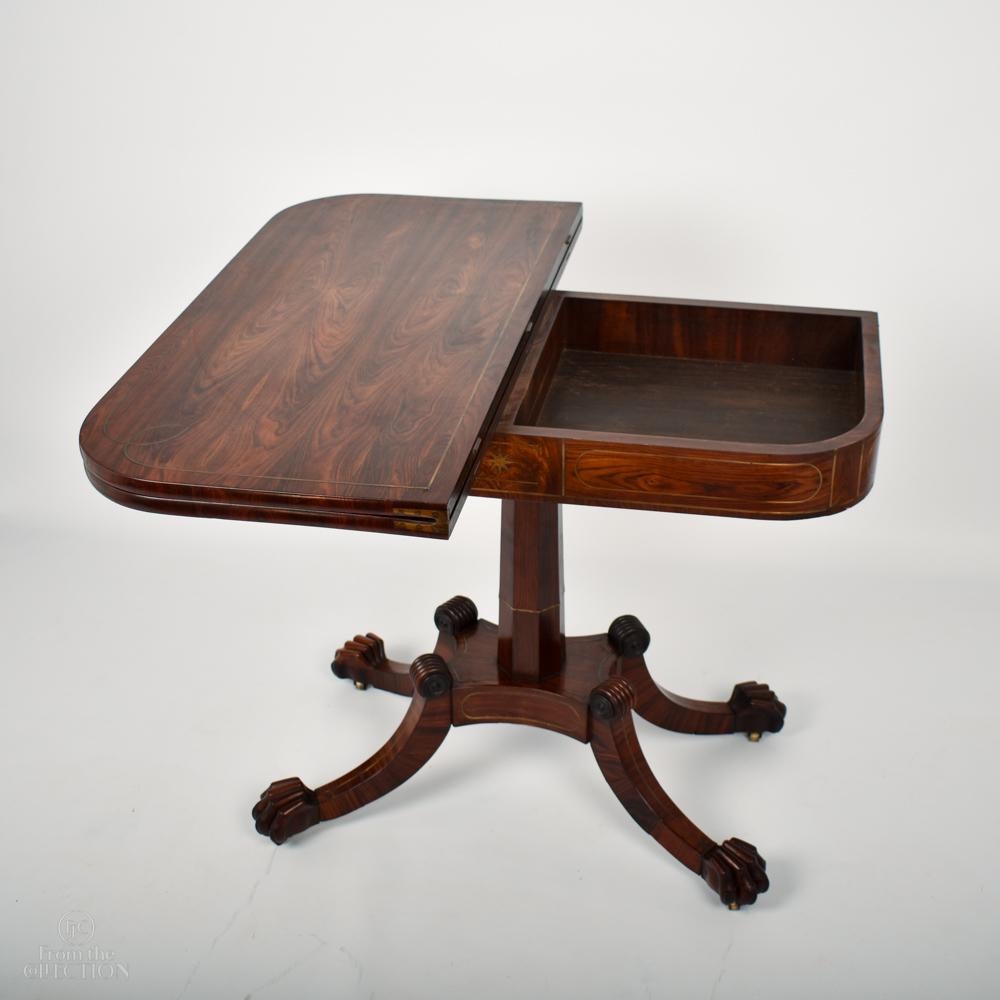 Rosewood William IV Tea Table, circa 1840 For Sale 4