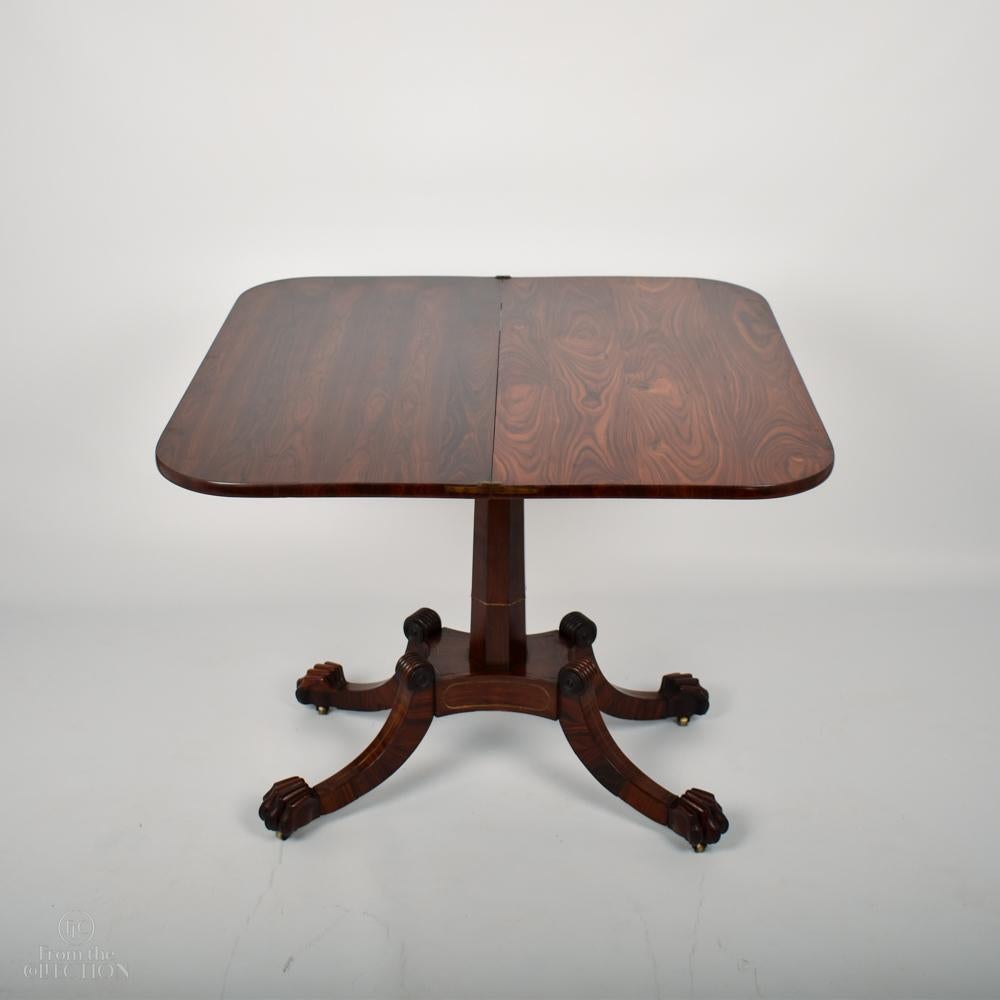 Rosewood William IV Tea Table, circa 1840 For Sale 1