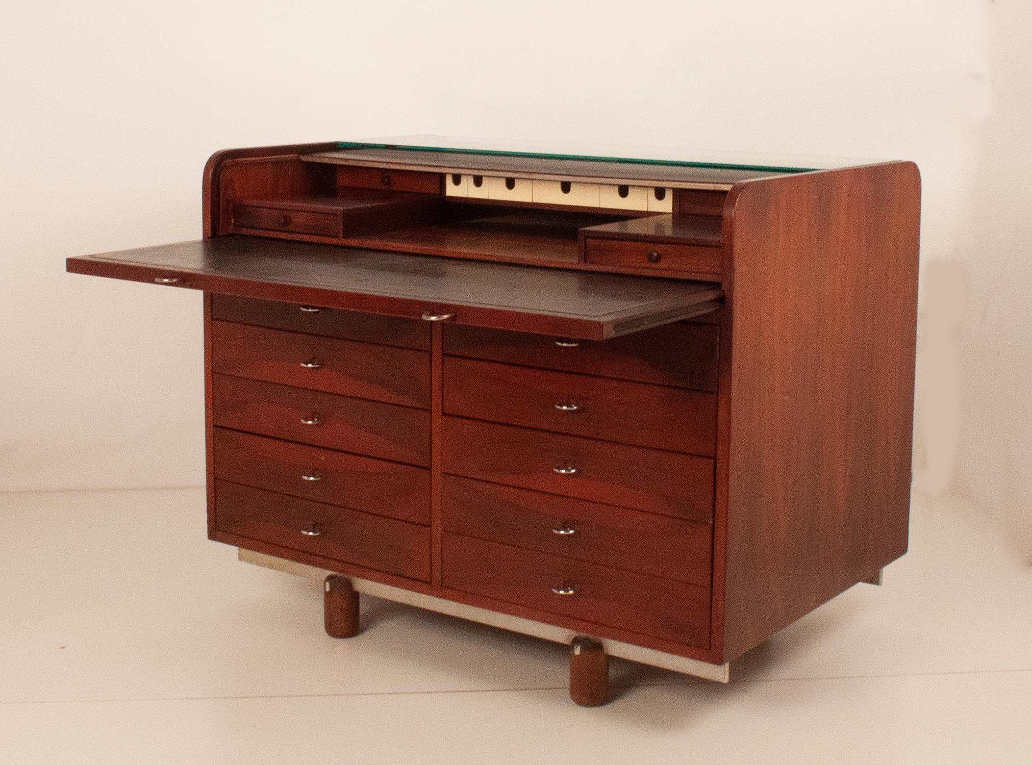 Hardwood Writing Desk Designed in 1960's by Gianfranco Frattini for Bernini 9