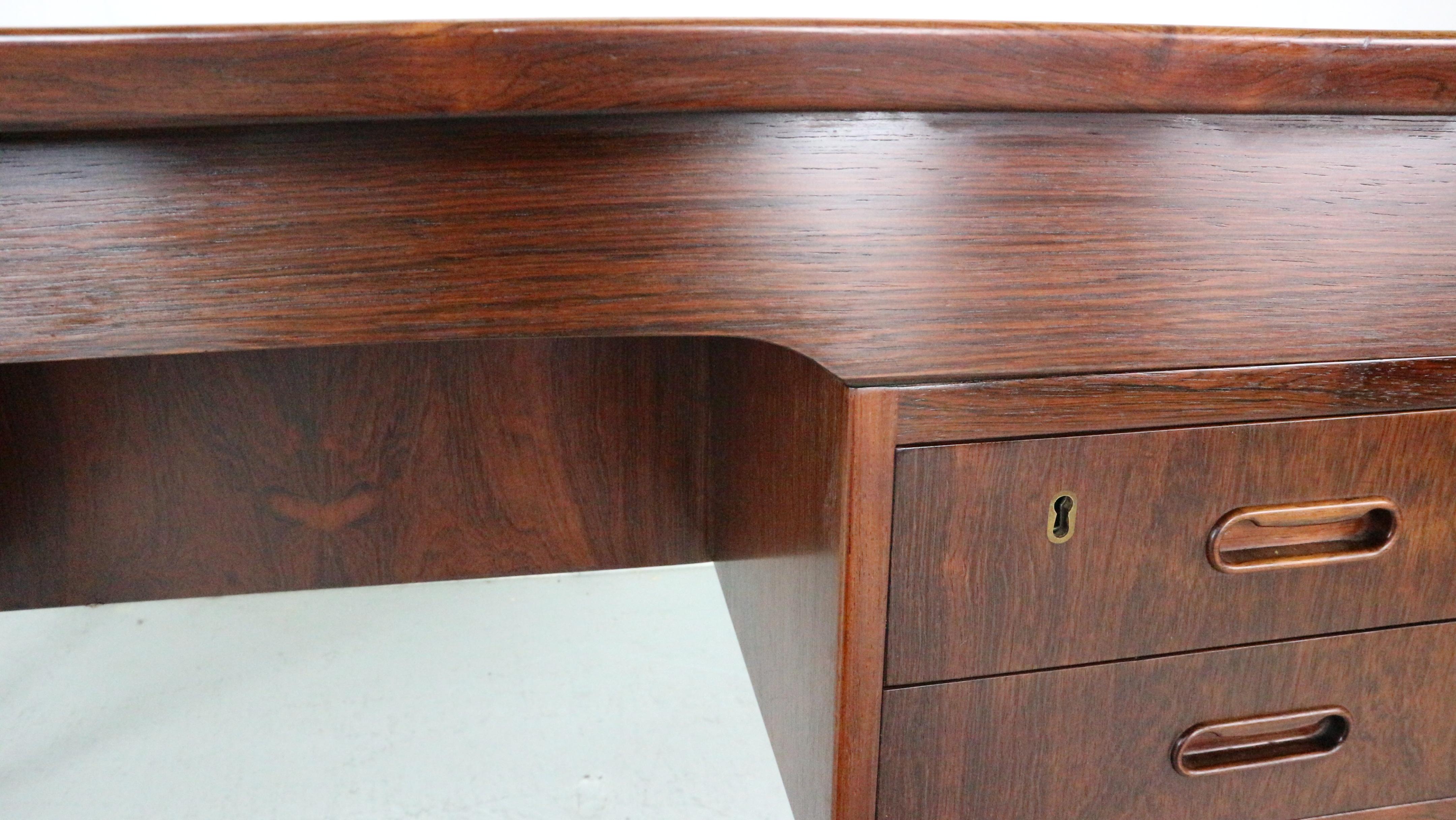 Schreibtisch aus Palisanderholz mit Bücherregal, dänisches Design im Angebot 10