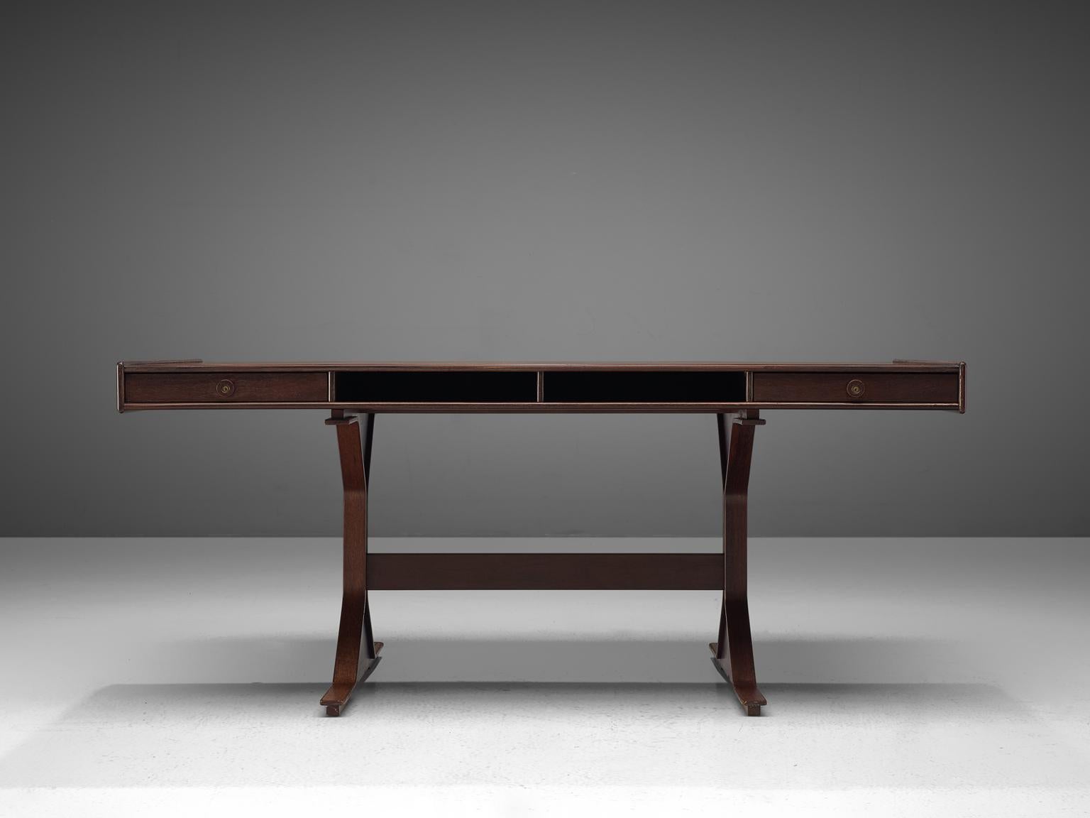 Gianfranco Frattini, for Bernini writing table, in rosewood, Italy.

This architectural writing table in rosewood is designed by Frattini. It features the typical design traits of Frattini such as pedestal legs and the borders that rise upwards