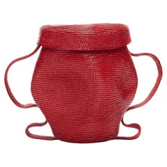 ROSIE ASSOULIN red lacquered woven raffia top lid Jug small novelty clutch bag