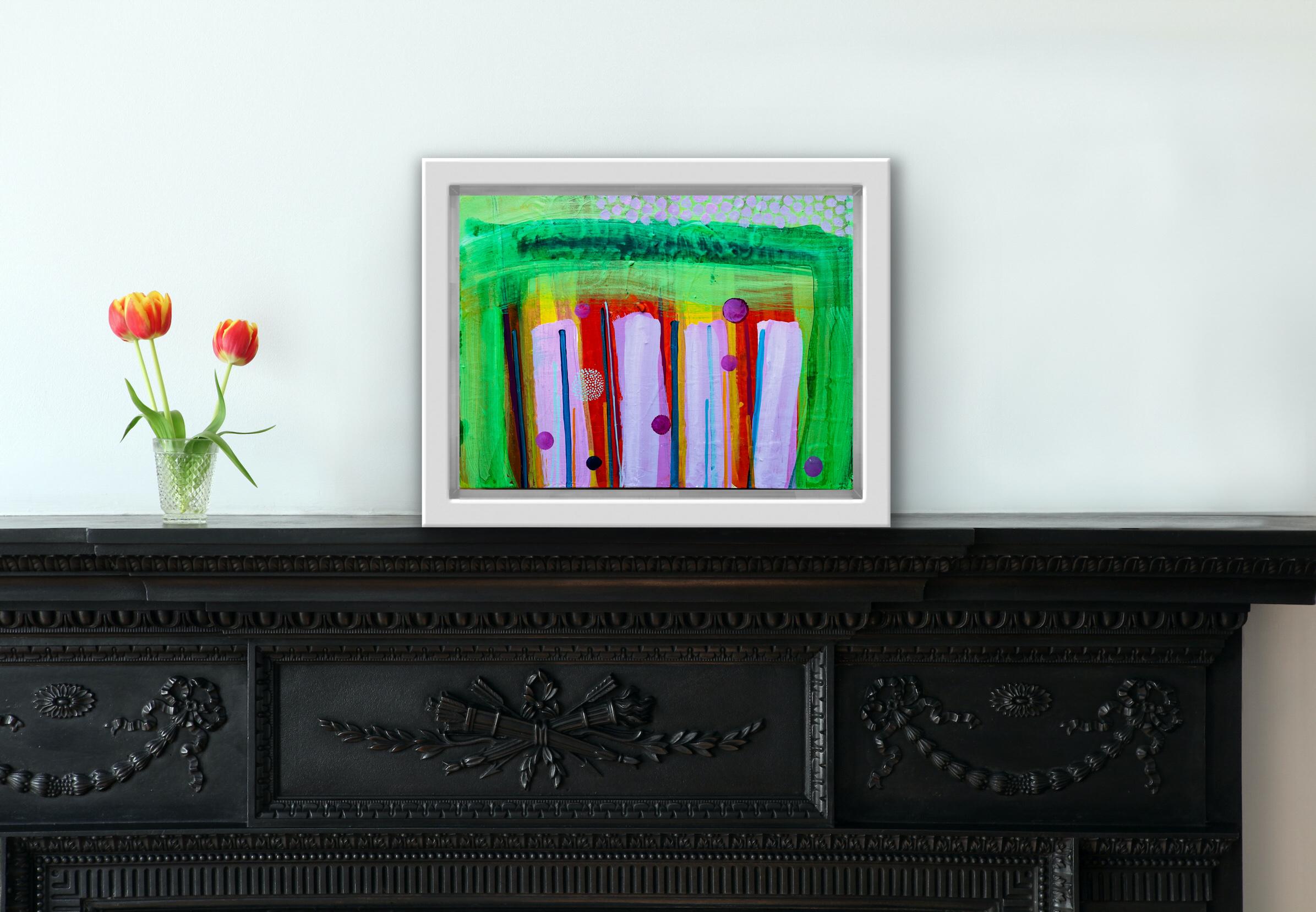 Rosie Shorrock, Tiempo de fresas, Arte brillante, Pintura abstracta, Pintura rosa - Painting de Rosie Shorrock 