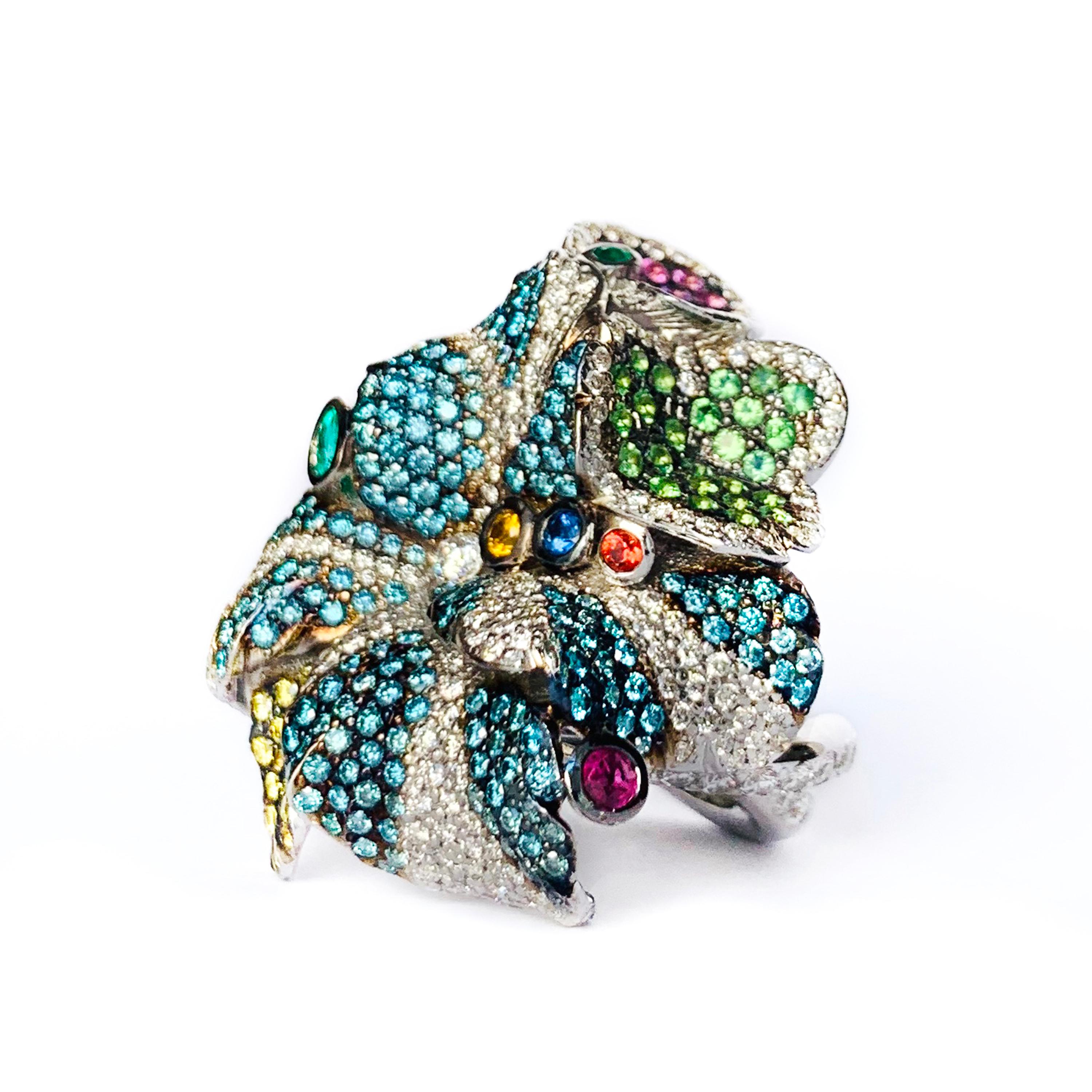 Round Cut Rosior one-off Diamond, Emerald and Sapphire Cocktail Ring set in White Gold For Sale