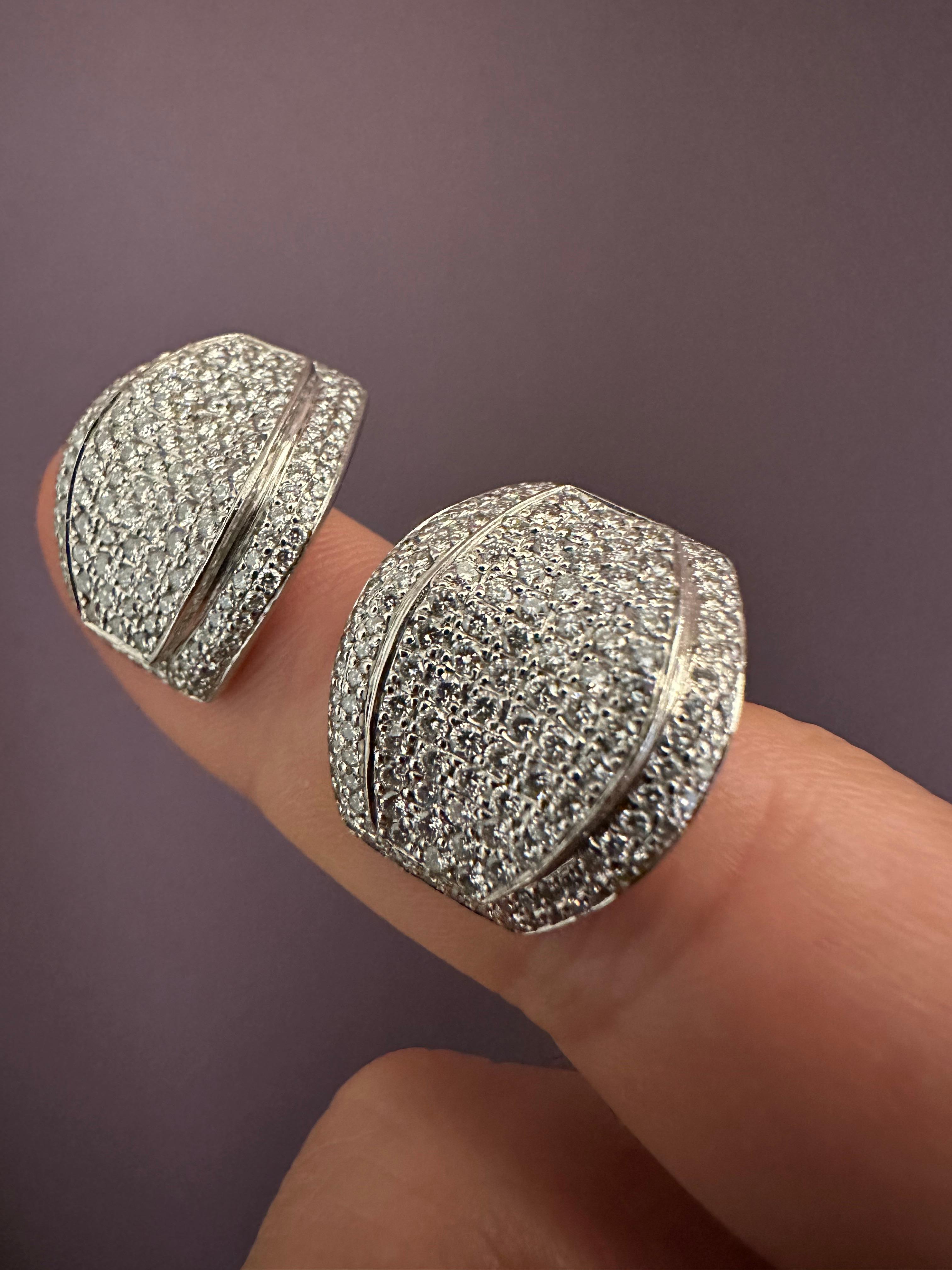 Diamanttropfen-Ohrringe aus Platin (Zeitgenössisch) im Angebot
