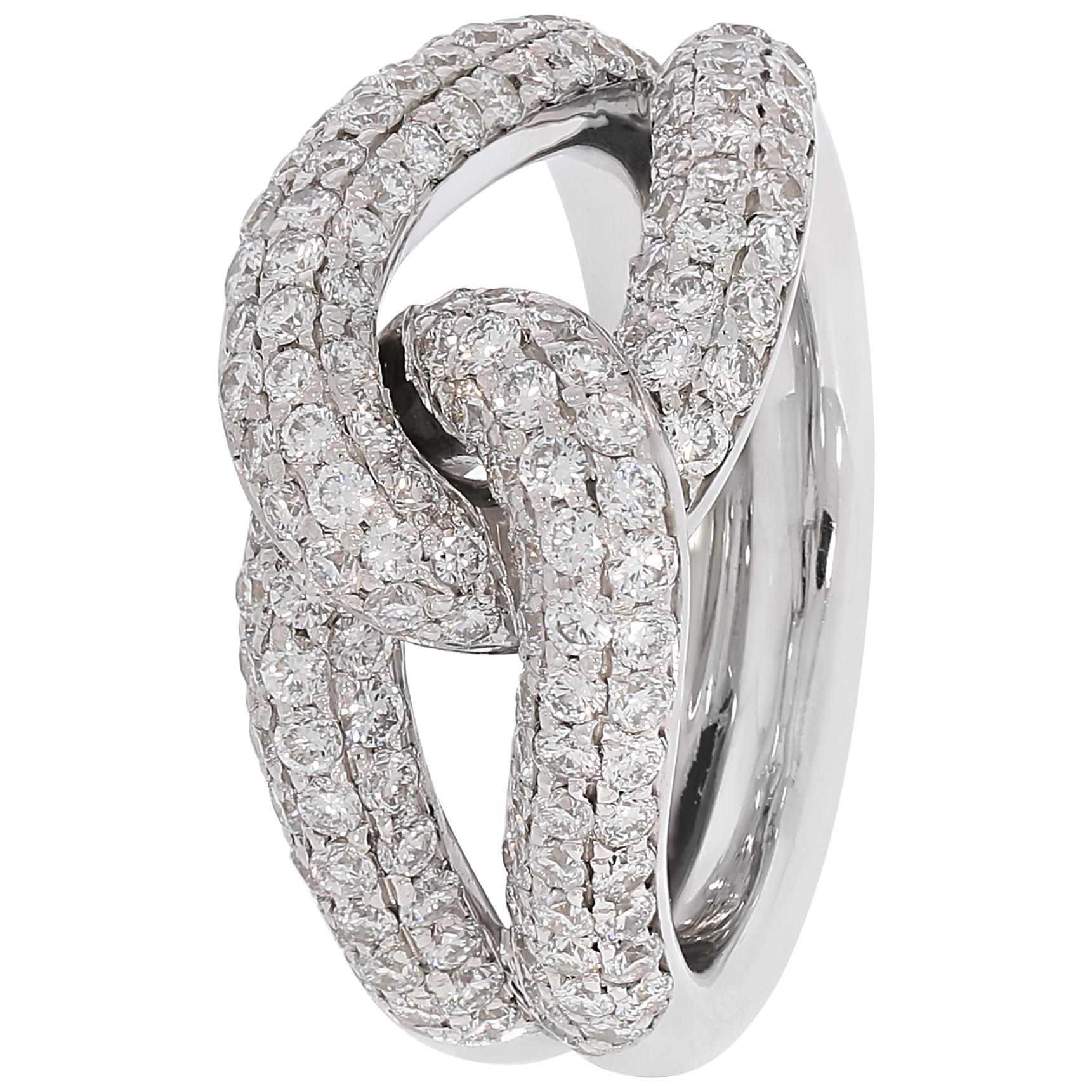 Contemporary Diamond Ring set in White Gold For Sale