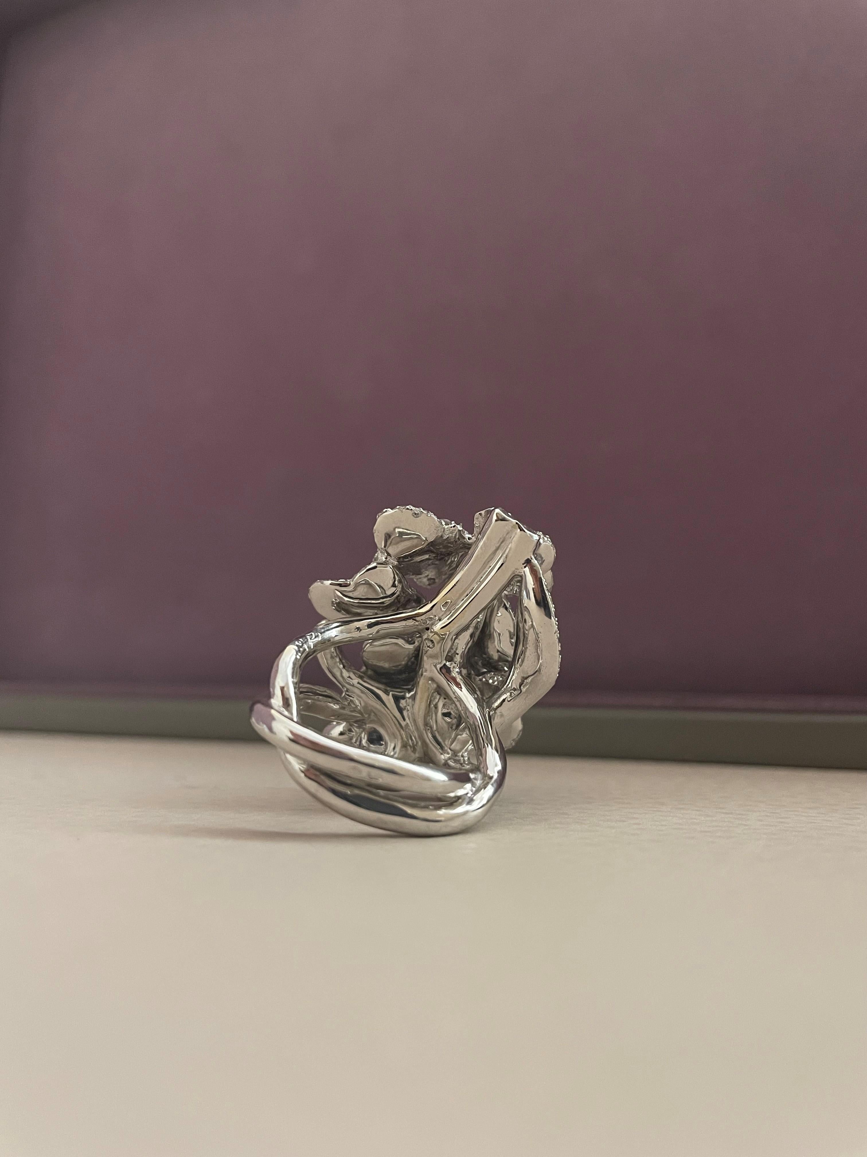 Rosior by Manuel Rosas White Gold Cocktail Ring set with Diamonds  In New Condition In Porto, PT