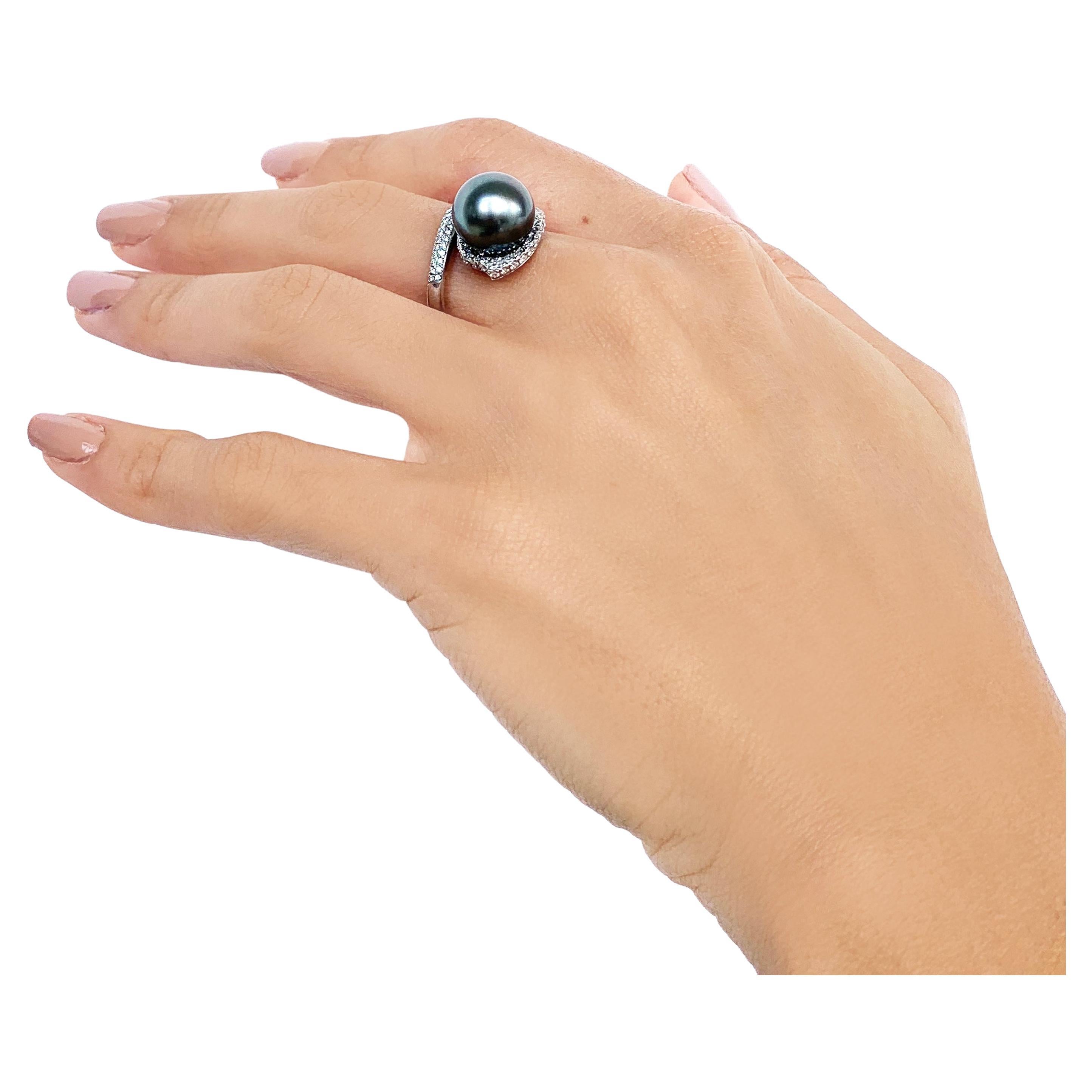 Rosior Contemporary Cocktail Ring set in Platinum with 1 Black 