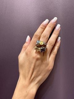 Contemporary Tourmaline Cocktail Ring Set in White and Yellow Gold