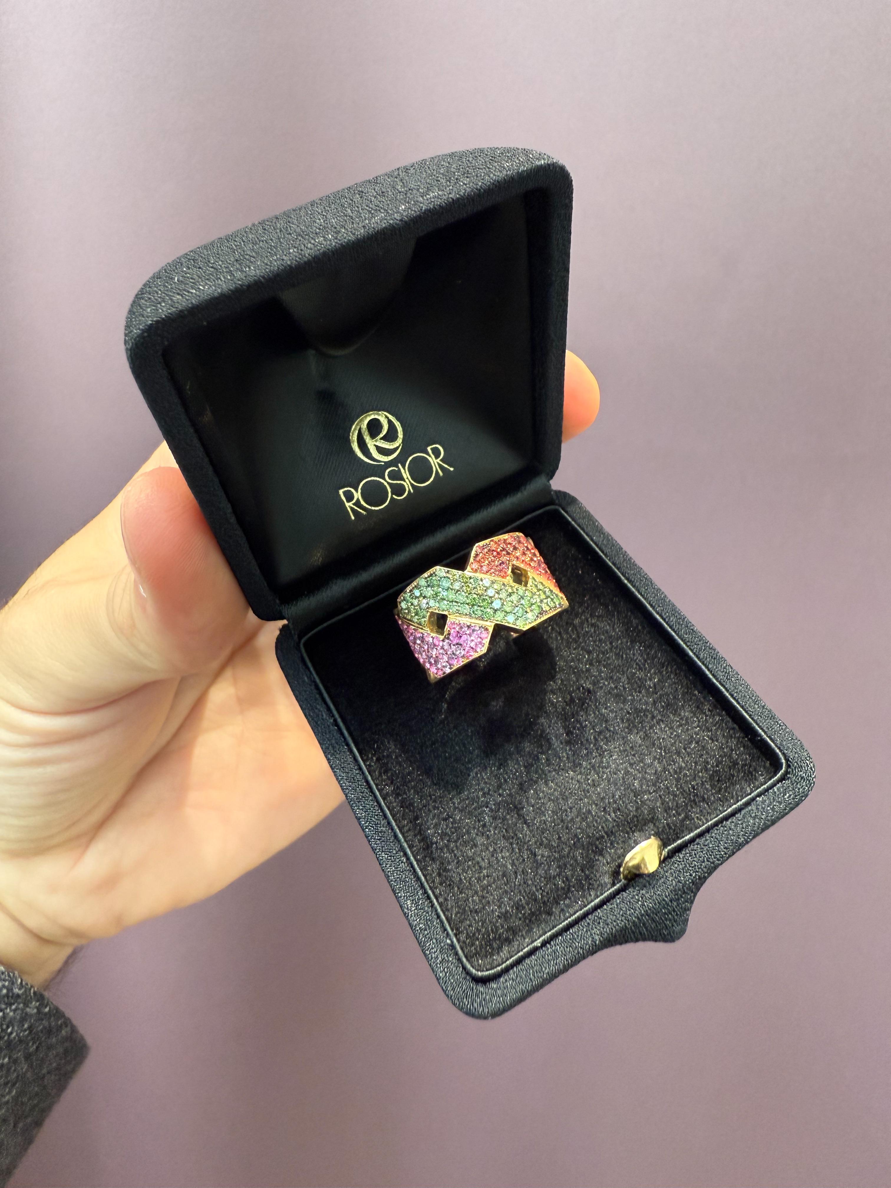 Rosior Diamond and Sapphire Cocktail Ring set in Yellow Gold For Sale 1