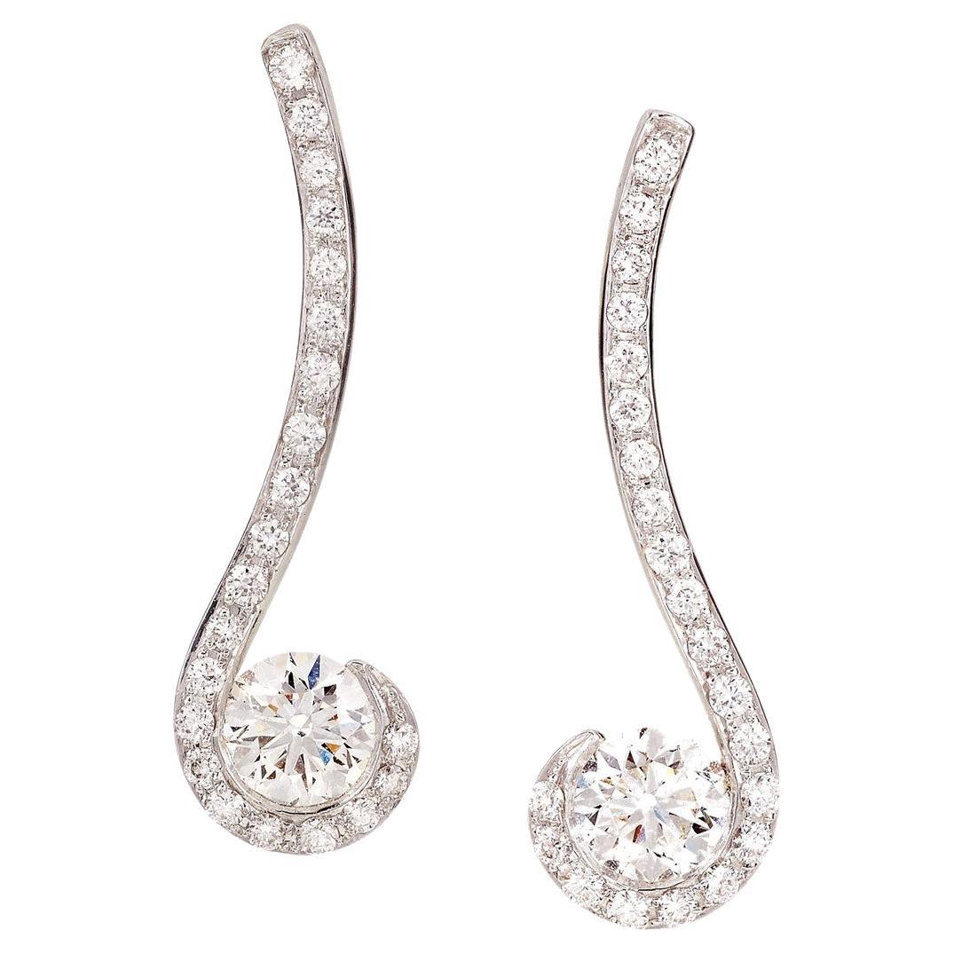 Rosior Diamond Drop Earrings set in White Gold For Sale