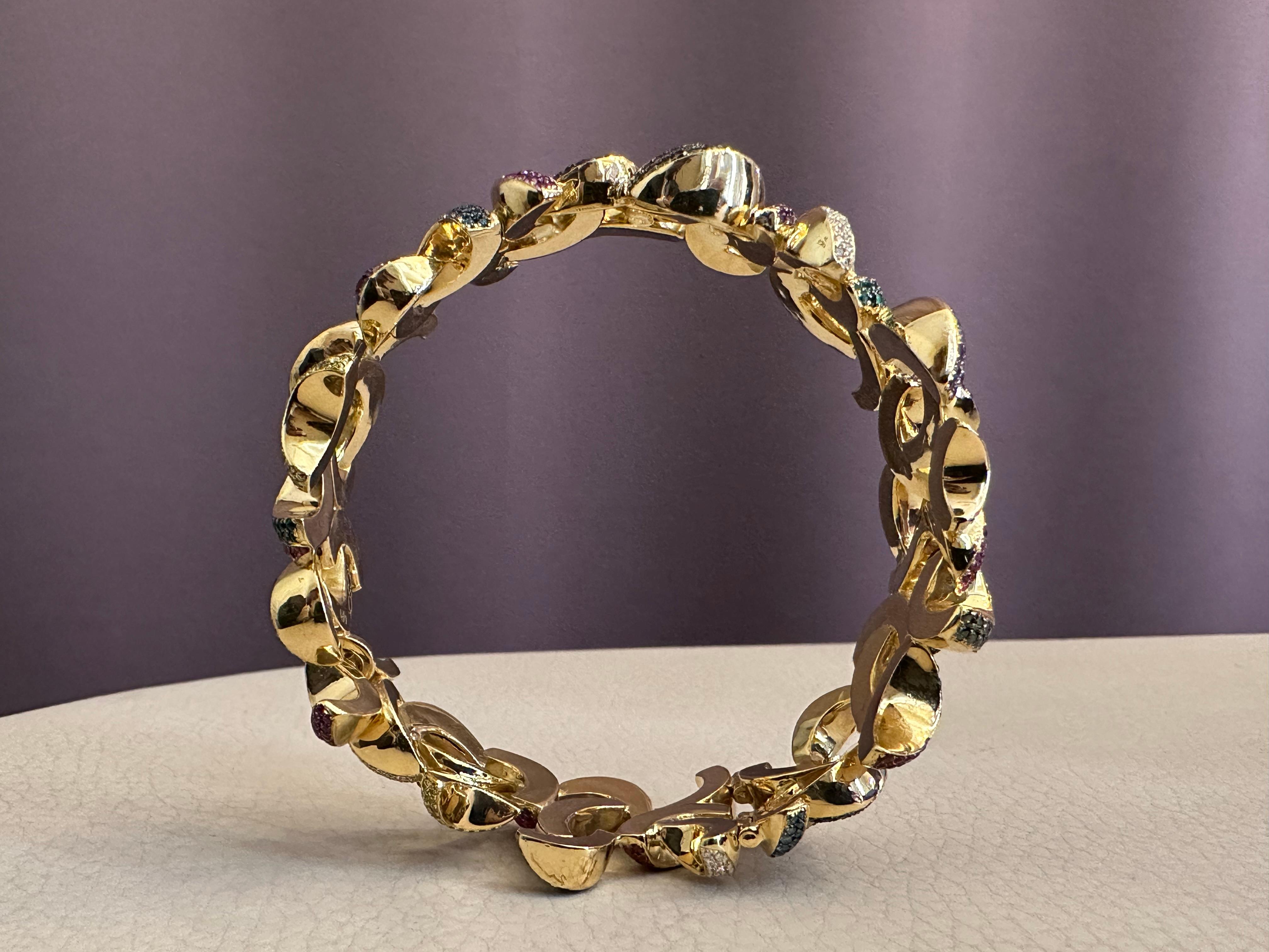 Bracelet contemporain unique en diamant, saphir, émeraude et rubis Neuf - En vente à Porto, PT