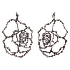 Rosior one-off "Flower" Earrings set with Diamonds in White Gold