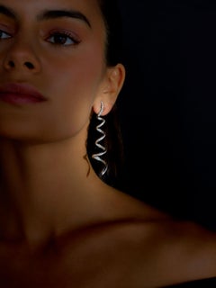 Rosior one-off Long Diamond Dangle Earrings set in White Gold