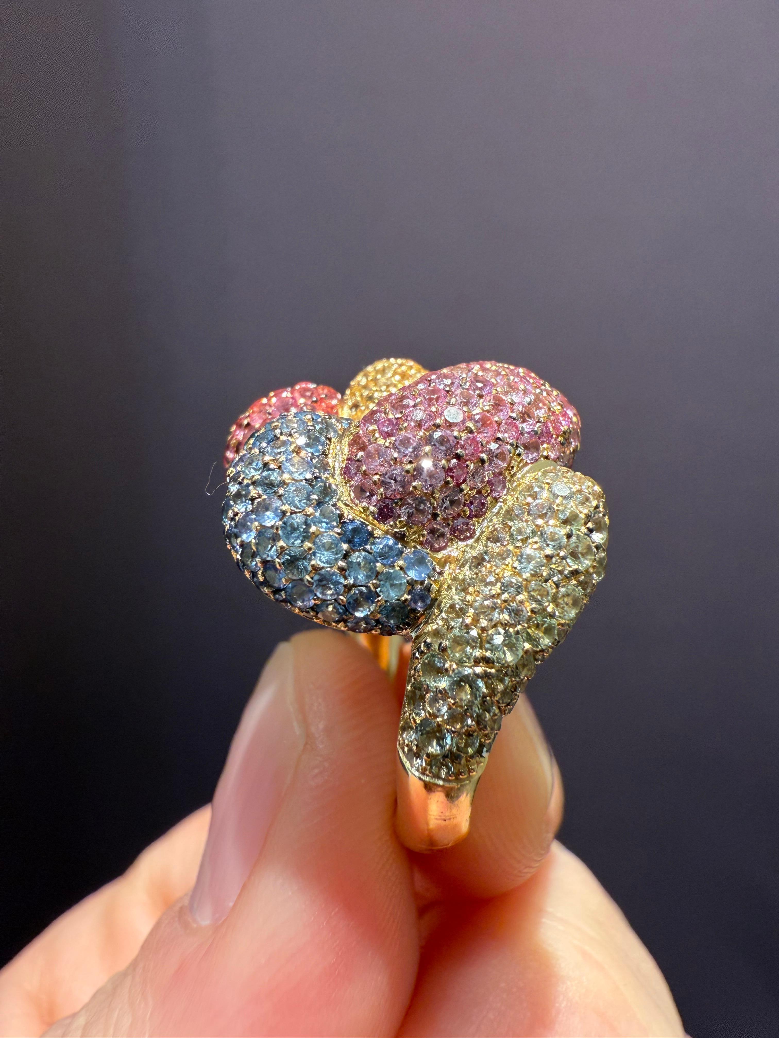 Rosior One-off Sapphire and Diamond Cocktail Ring set in Yellow Gold In New Condition For Sale In Porto, PT