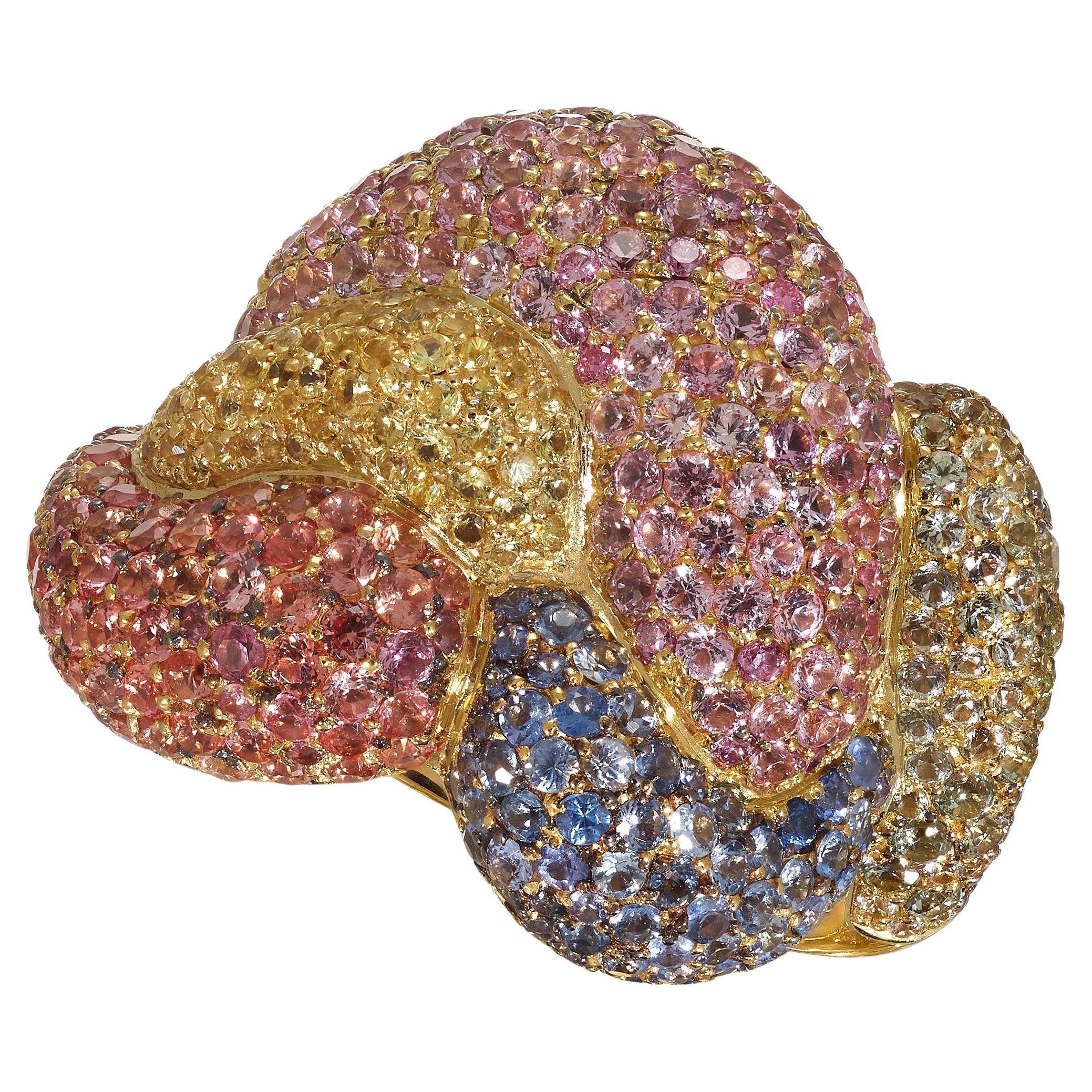 Rosior Anillo de Cóctel Único de Zafiro y Diamantes engastado en Oro Amarillo