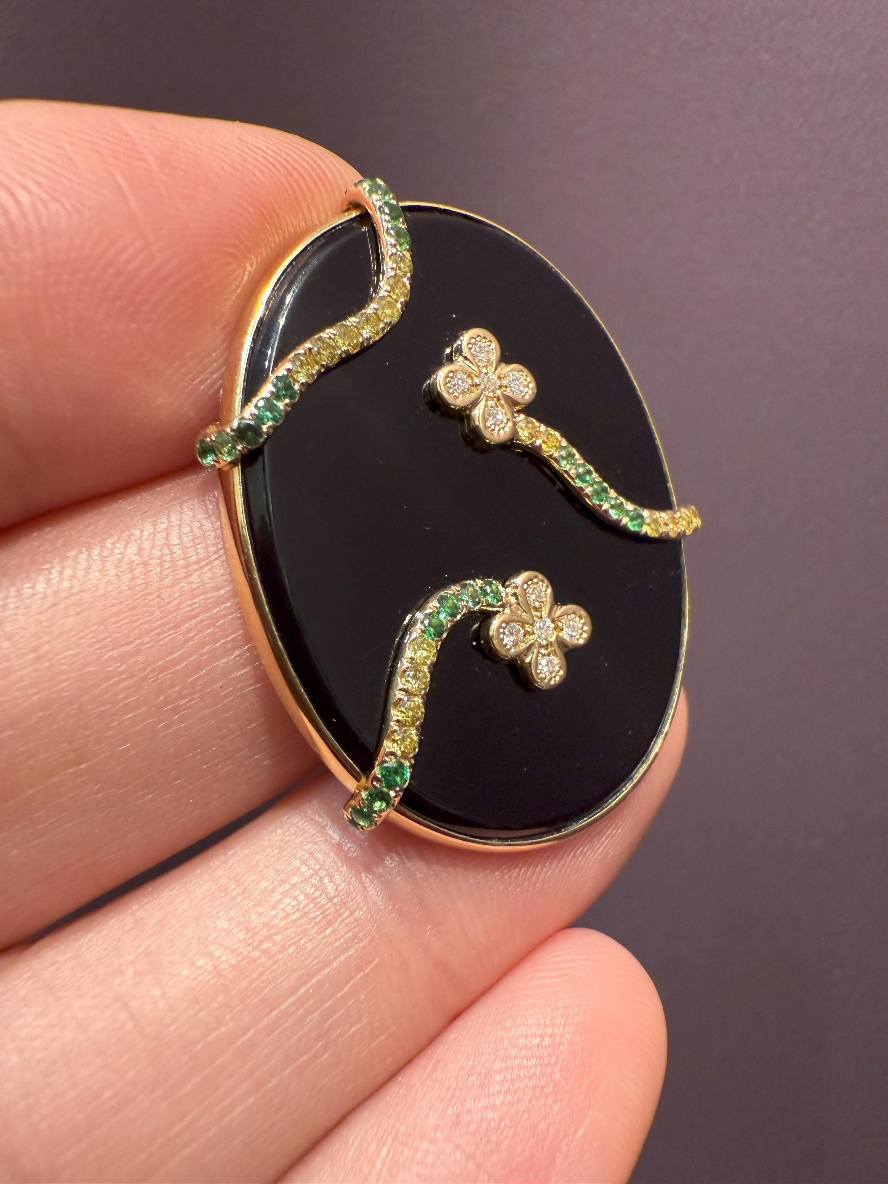 Contemporaneo Orecchini di onice Rosior in oro giallo con diamanti e granati di tsavorite in vendita