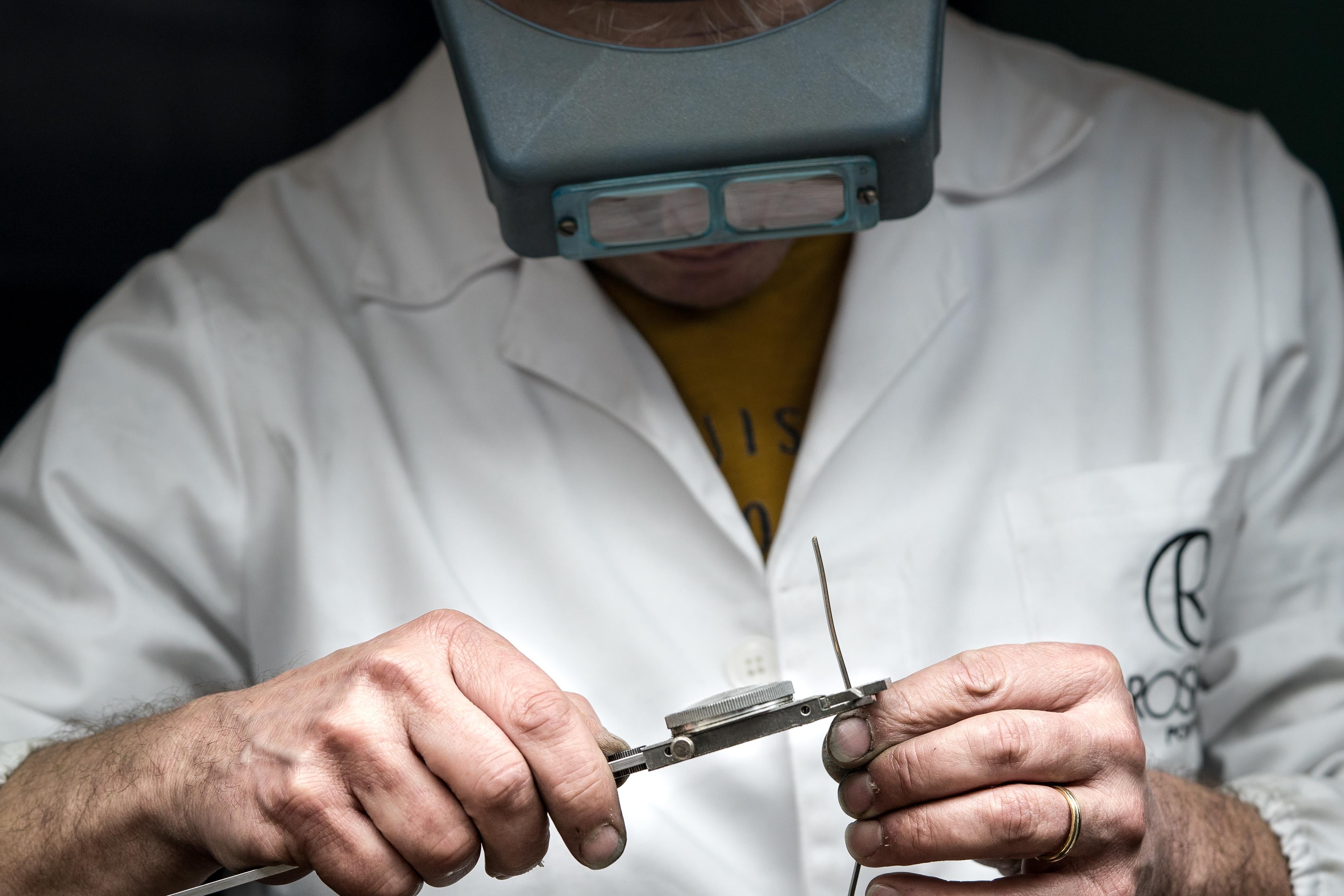 Rosior Portugal Anillo de cóctel único en su género engastado en oro amarillo en venta 4