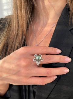 Bague de fiançailles "Tahitian" en platine, perle noire et diamants