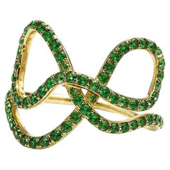 Anello da cocktail con granato tsavorite Rosior incastonato in oro giallo
