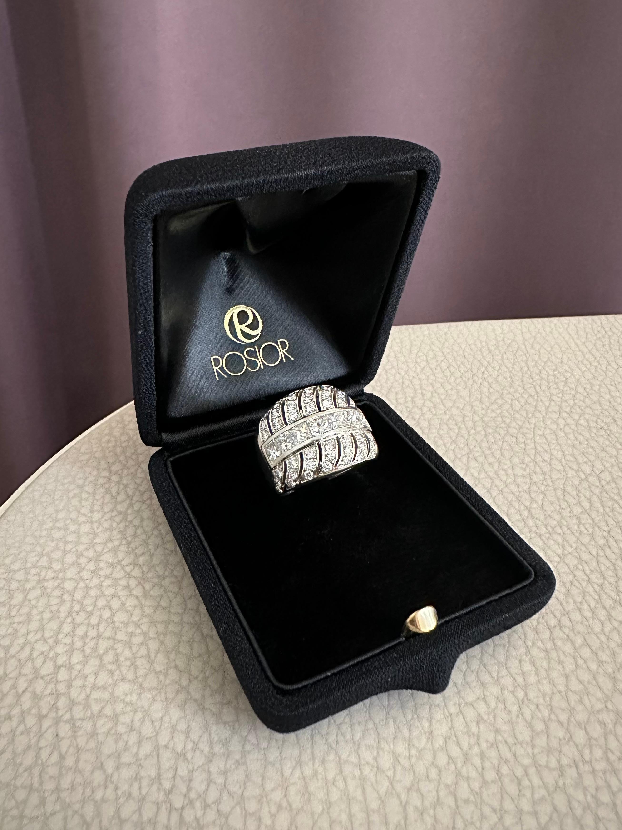 Contemporary Vintage Diamond Cocktail Ring Set in Platinum For Sale