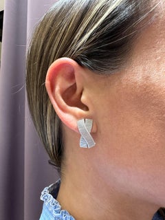Rosior White Gold Drop Earrings