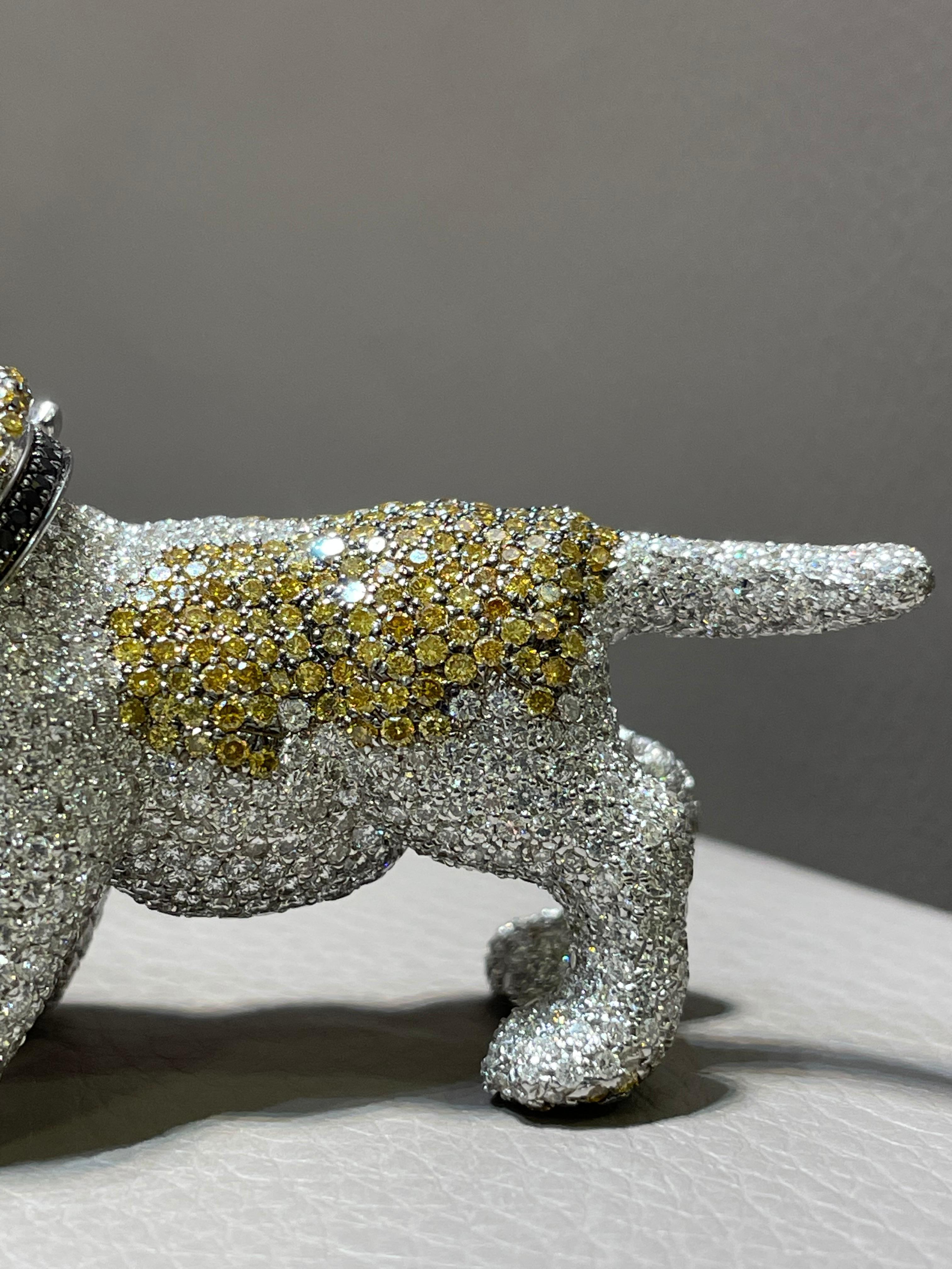 Rosior par Manuel Rosas, collier pendentif « Dog » en or blanc et diamants en vente 6