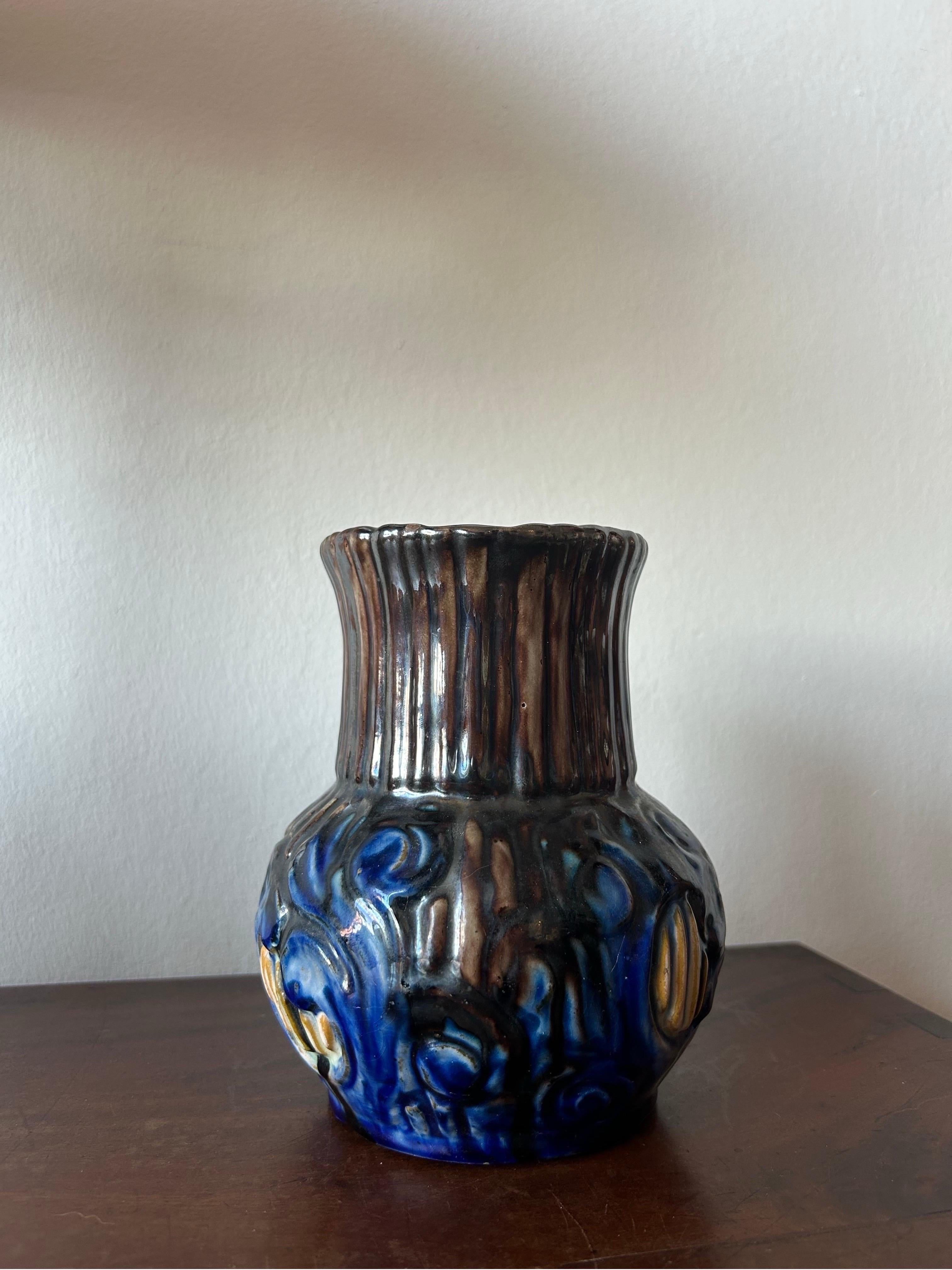 Roskilde Lervare Fabrik vase, Denmark 1900’s In Good Condition For Sale In Valby, 84