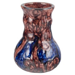 Roskilde Lervarefabrik. Vaso in ceramica con smalto marrone e blu. Anni '20-'30.