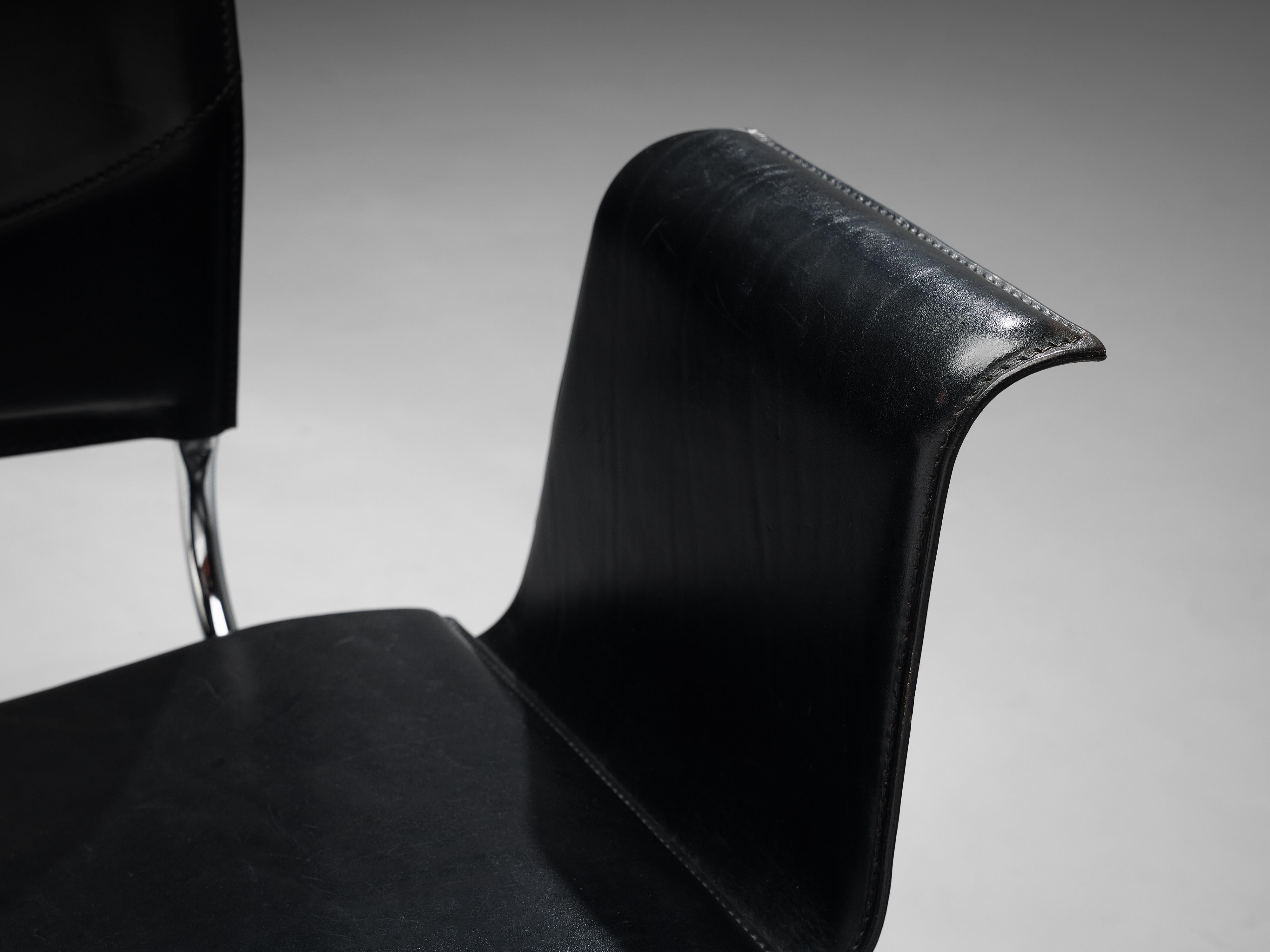 Ross Littell für Matteo Grassi: Sessel aus schwarzem Leder und Stahl im Angebot 1