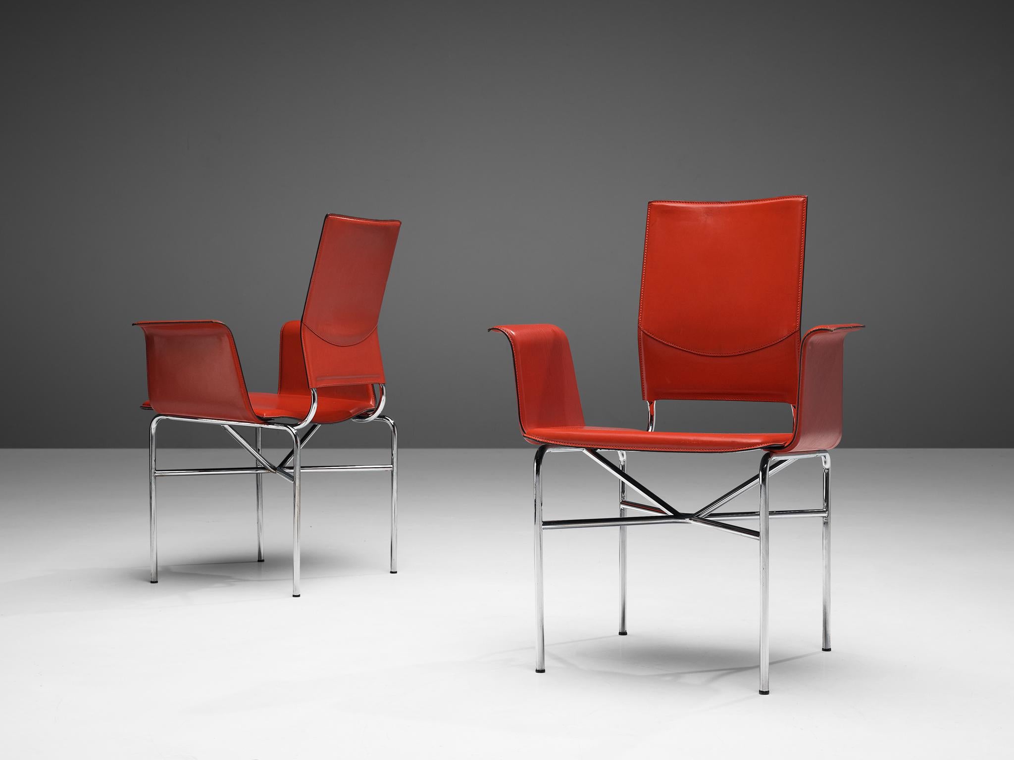 Ross Littell for Matteo Grassi, armchairs, leather, steel, Italy, 1980s

These two red leather chairs are designed by the American designer Ross Littell (1924-2000) for Matteo Grassi. Littell came up with this design during his stay in Italy. The