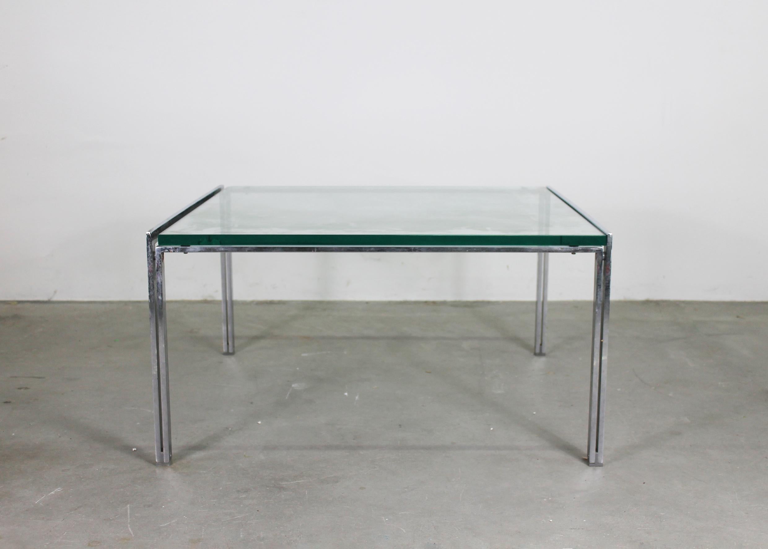 Ross Littell Luar Low Table in Steel and Glass by IFC 1970s In Good Condition For Sale In Montecatini Terme, IT