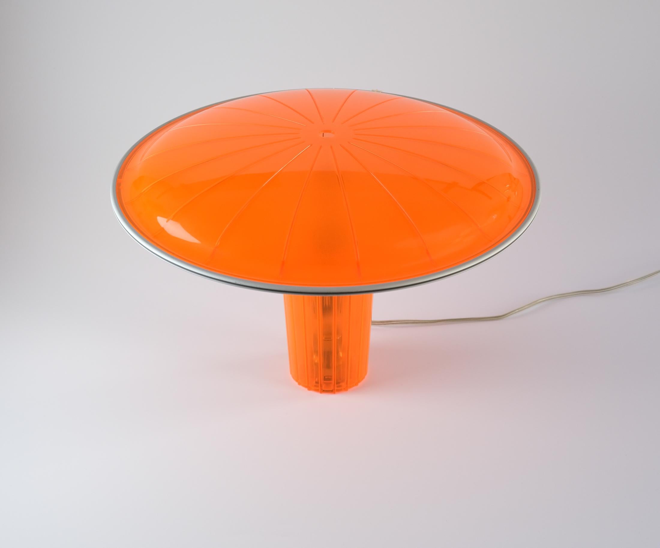 Late 20th Century Ross Lovegrove D36 “Agaricon” Table Lamp for Luceplan, Italy 1999 For Sale