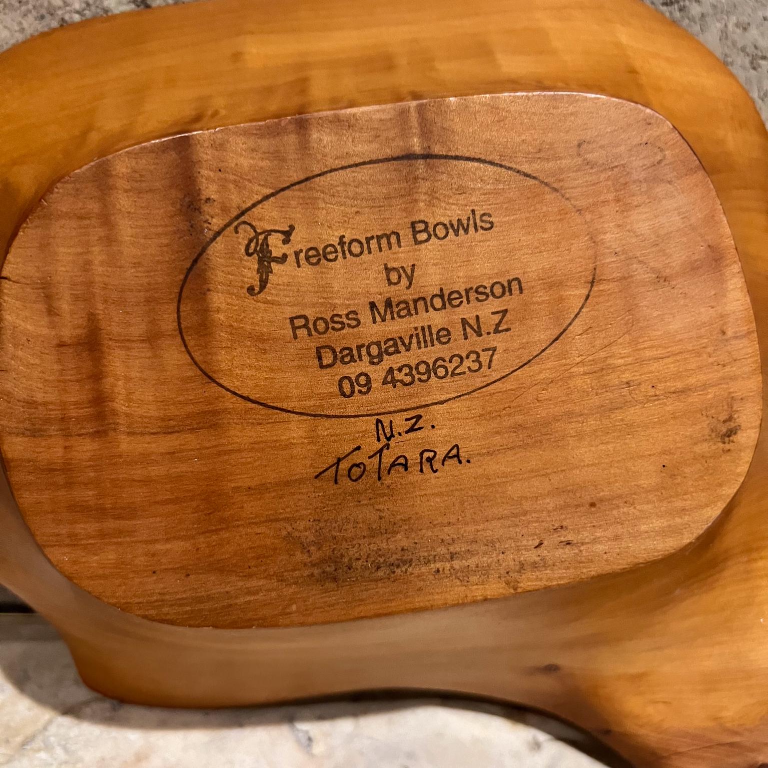 Ross Manderson Ciotola Freeform Organica Moderna Dargaville NZ in vendita 1