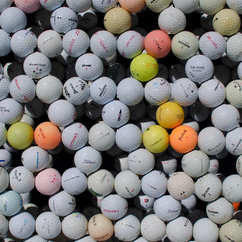 GolfWeave uses cord and discarded golf balls to explore atomic geometries which are hacked and distorted to make functional objects. These golf balls are arranged as if they were each atoms of carbon. Hexagonal groups of six balls each share one