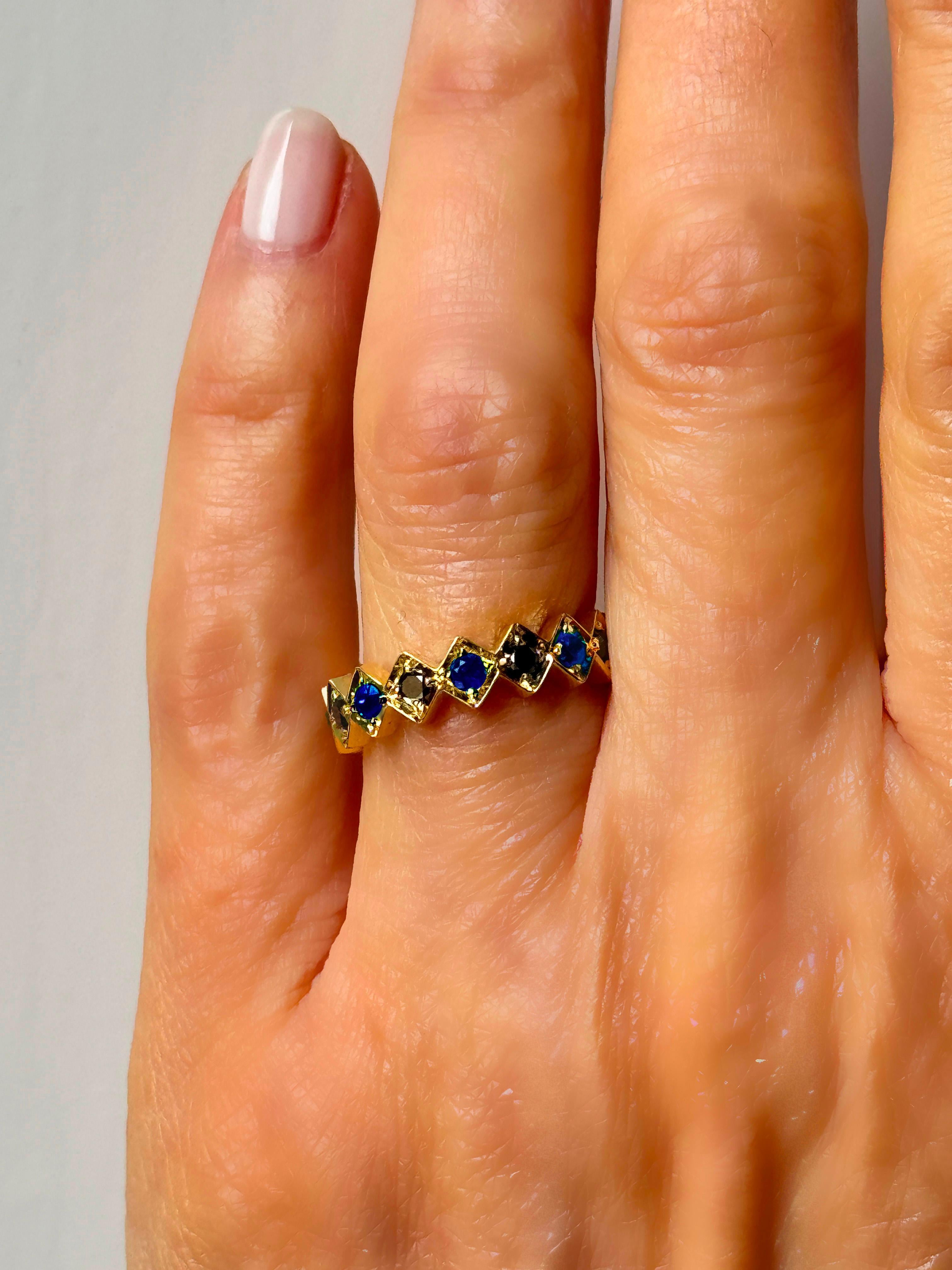 Brilliant Cut Rossella Ugolini 0.60c Sapphire Black Diamonds 18k Yellow Gold Band Ring For Sale