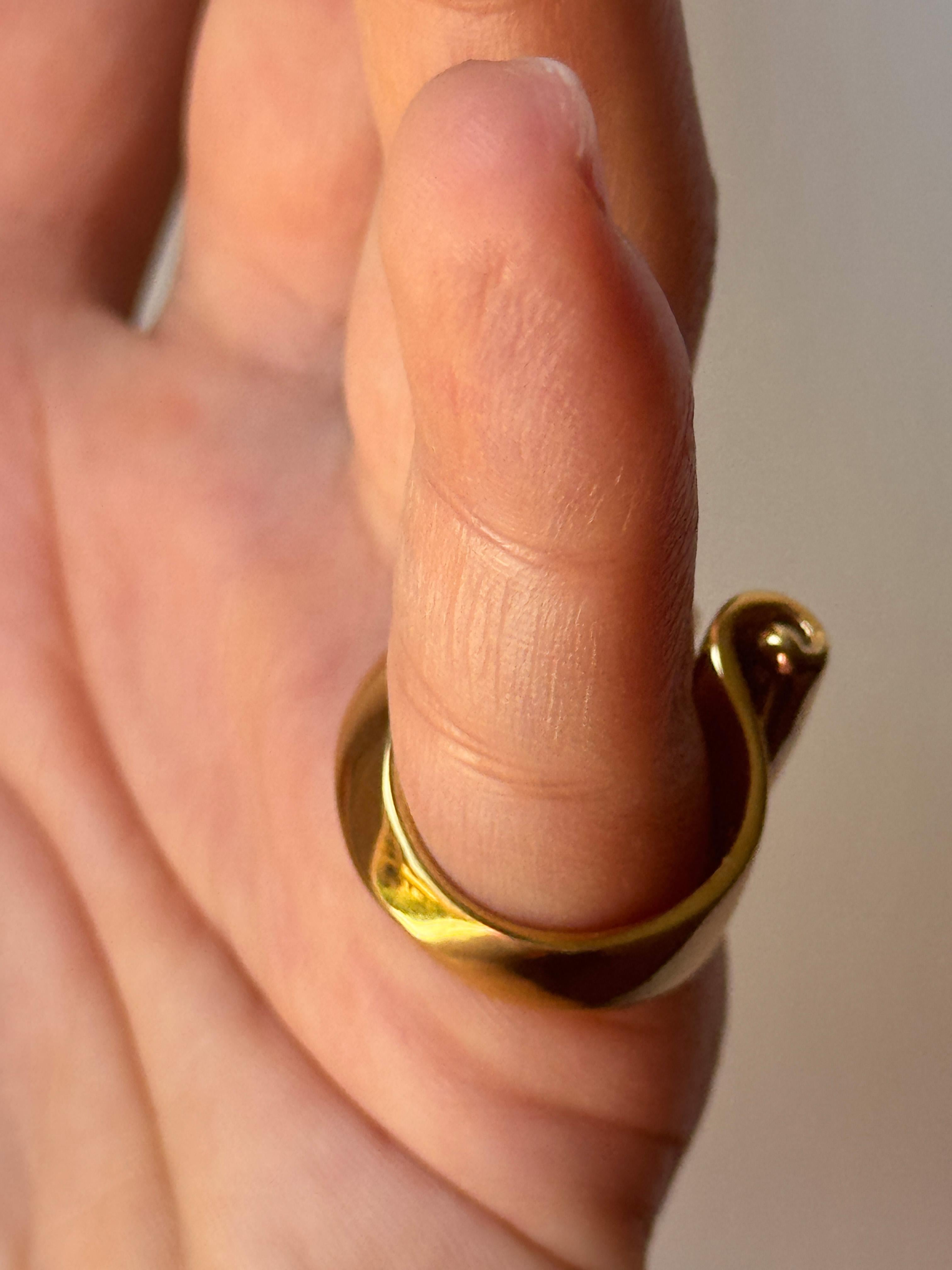 Rossella Ugolini Bague Barocco en or jaune 18 carats fabriquée en Italie en vente 5