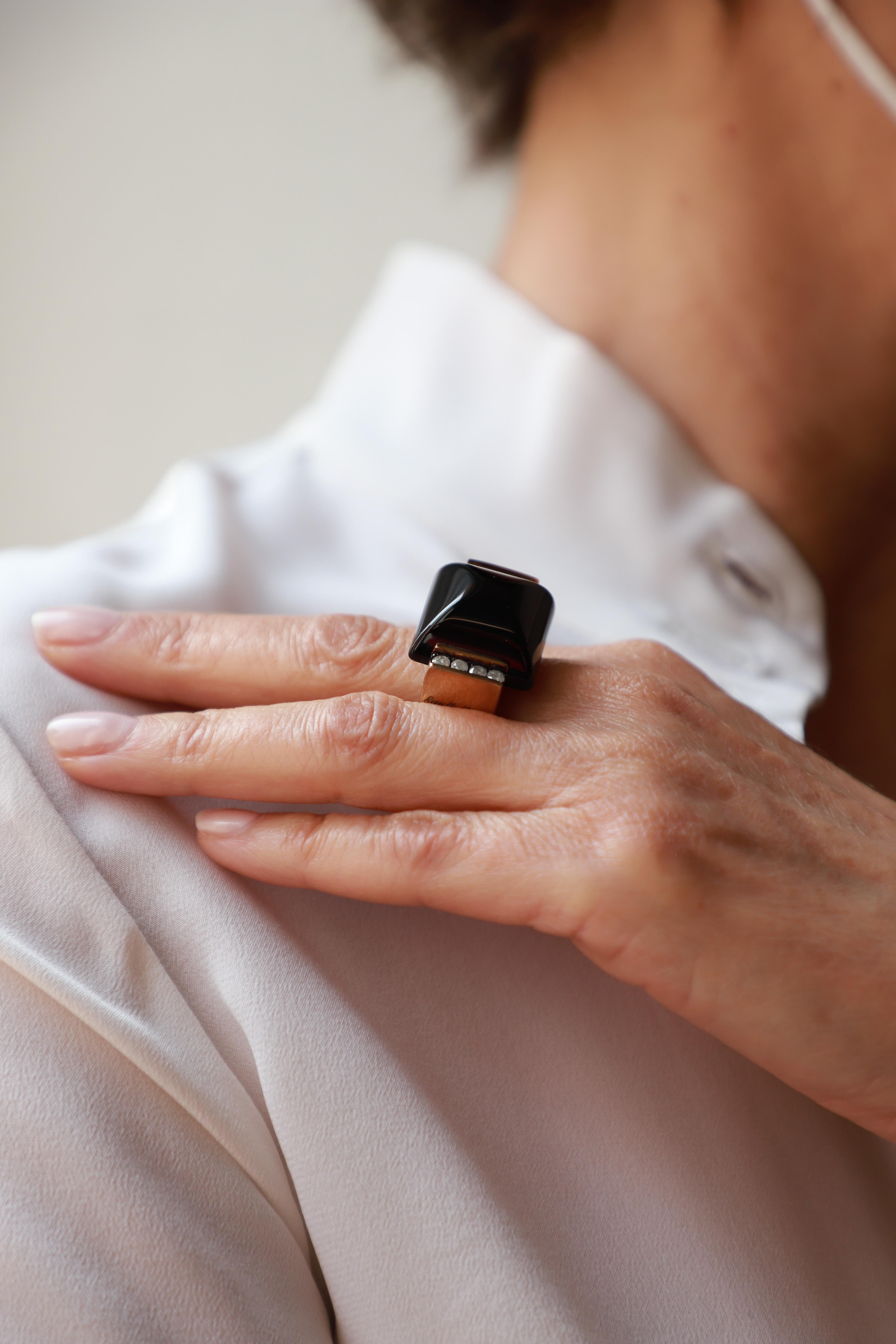 Rossella Ugolini - Anello da cocktail in oro 18 carati 0,30 carati con diamanti canari e onice - in grassetto in vendita 7